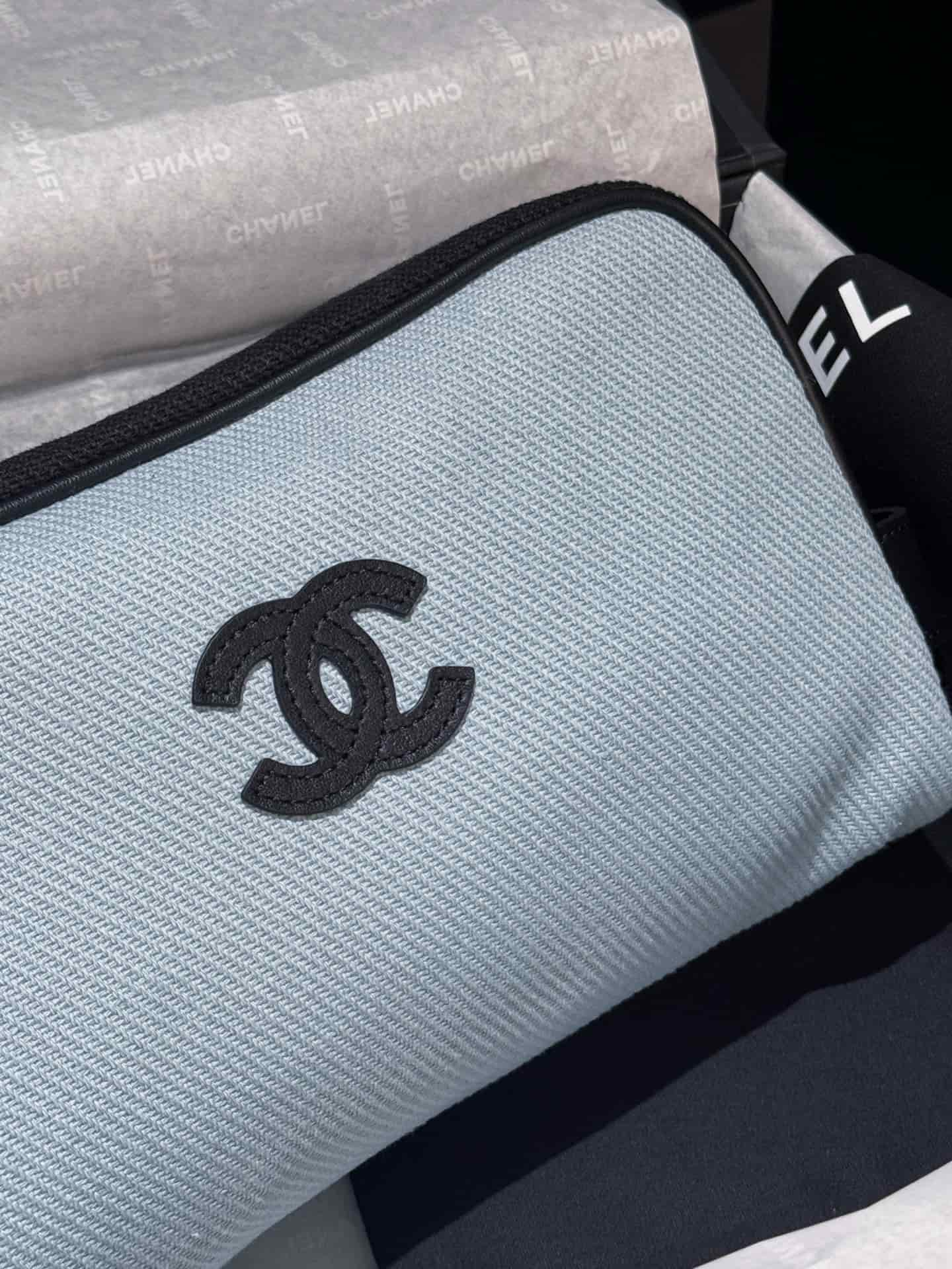 Chanel Small Zipped Pouch Canvas Calfskin Blue & Black AP5266 A