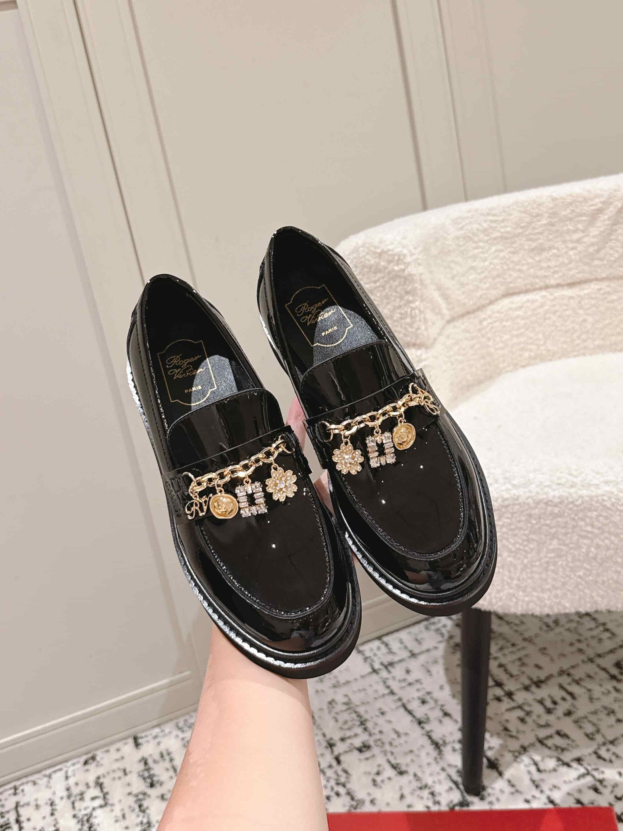 Roger Vivier Loafer shoes Women