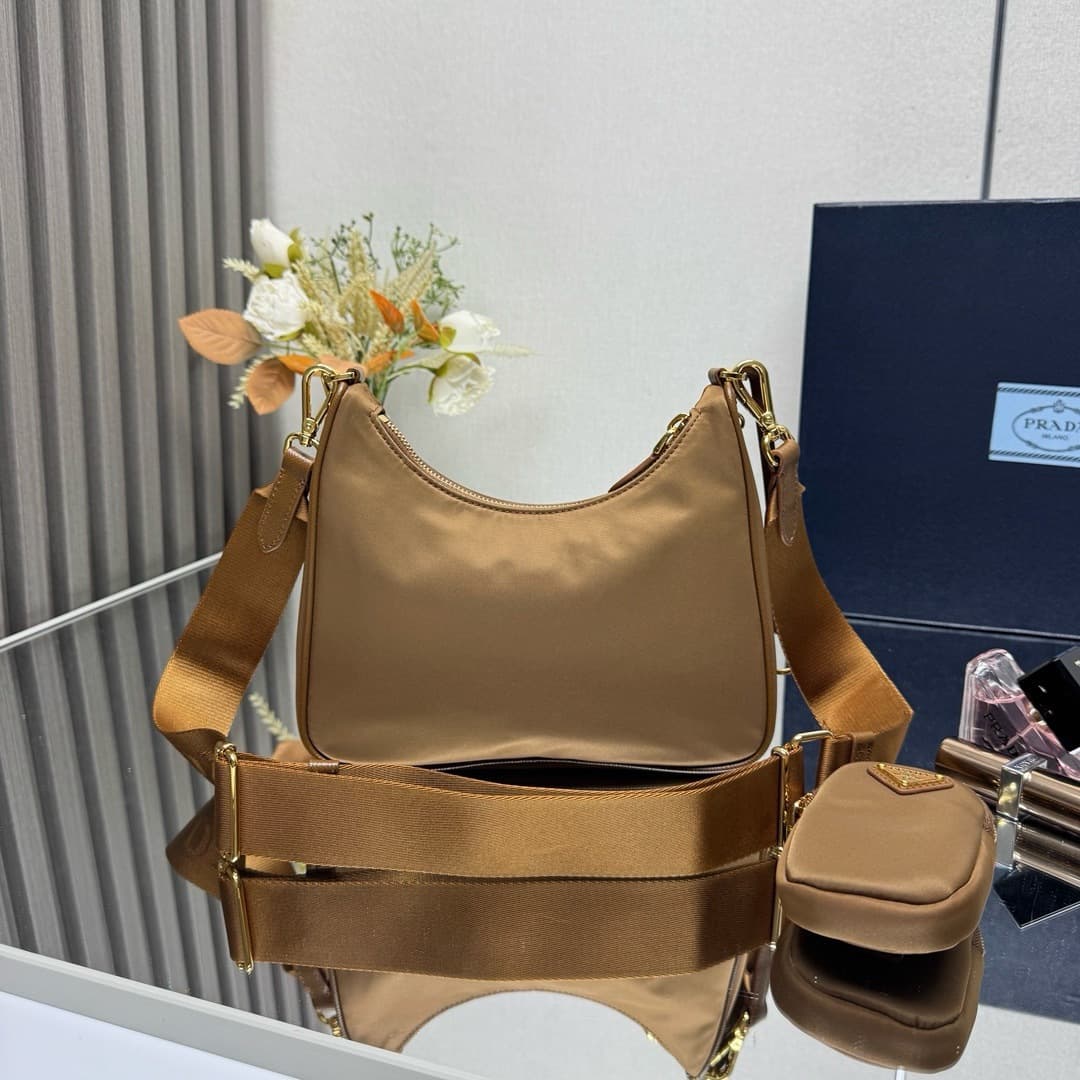 Prada Re-Edition 2005 Nylon bag 1BH204 Camel High