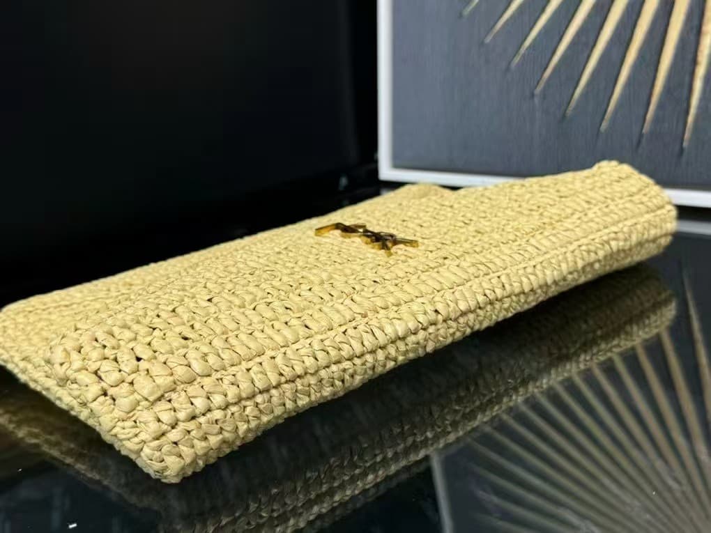 SAINT LAURENT CASSANDRE CHAIN POUCH IN RAFFIA High