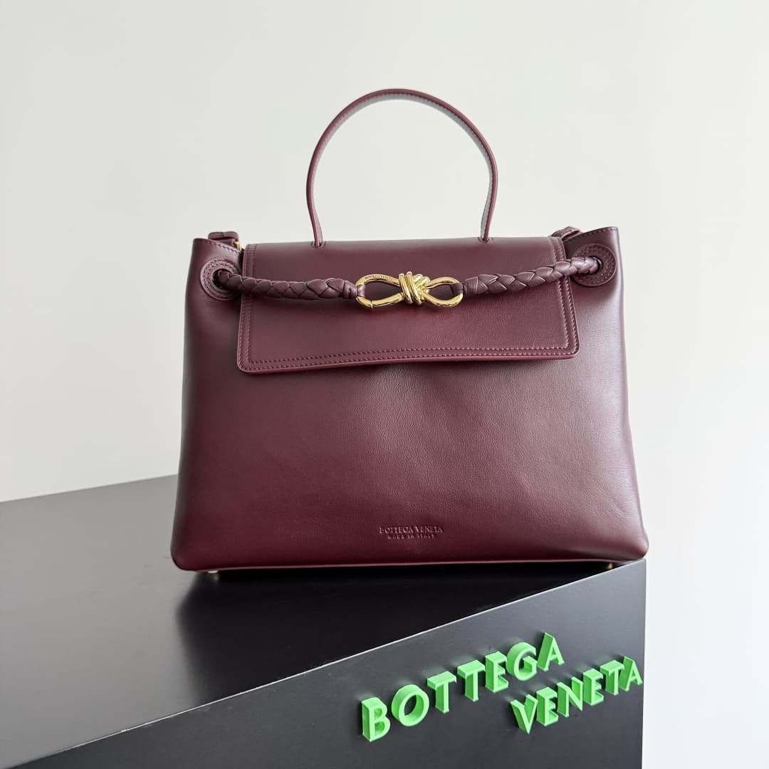 BV Ciao Ciao Medium Top handle bag in silky calf leather TOP