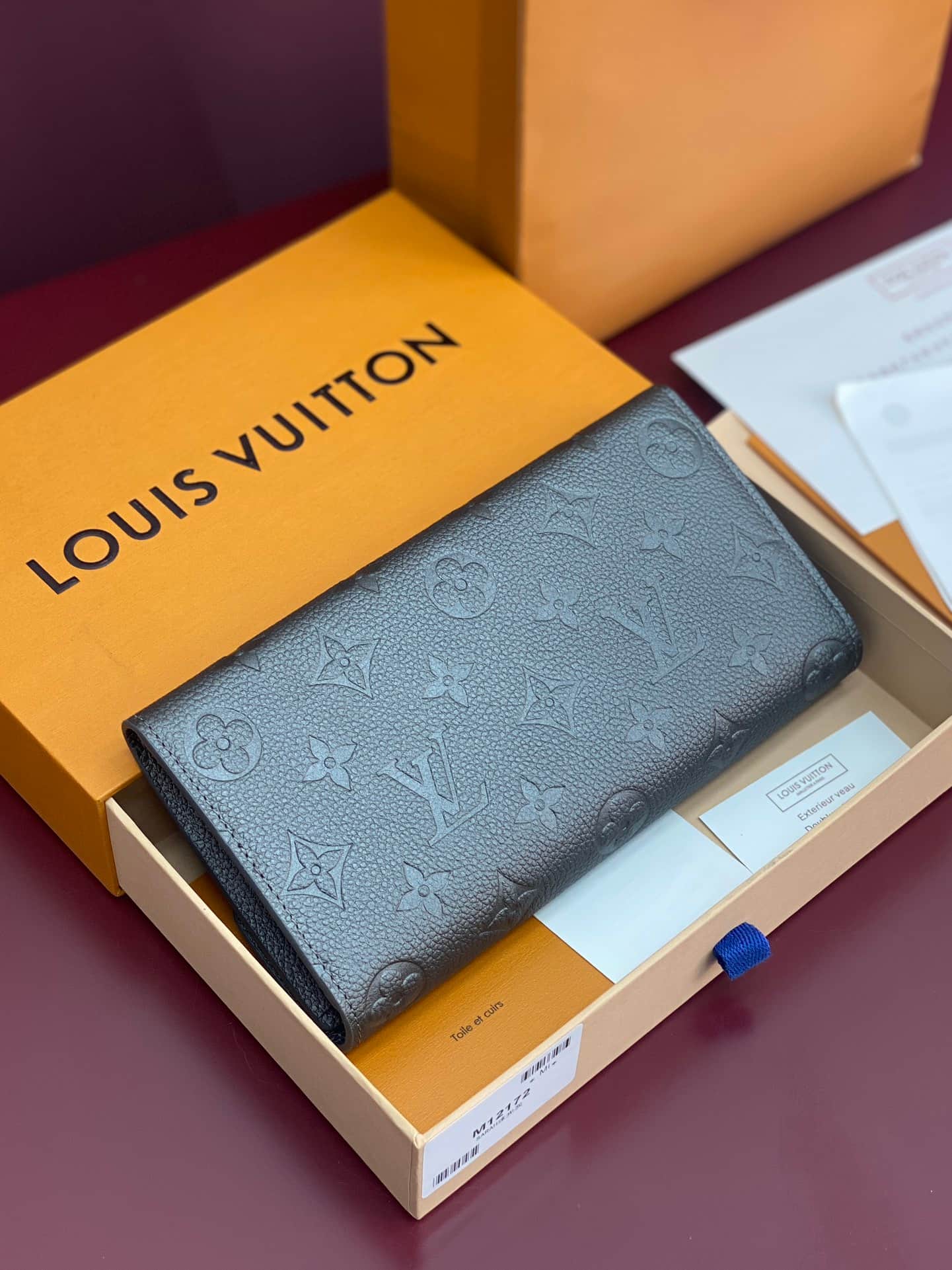 Louis Vuitton Sarah Wallet Supple grained cowhide leather M12172 Gun Metal High