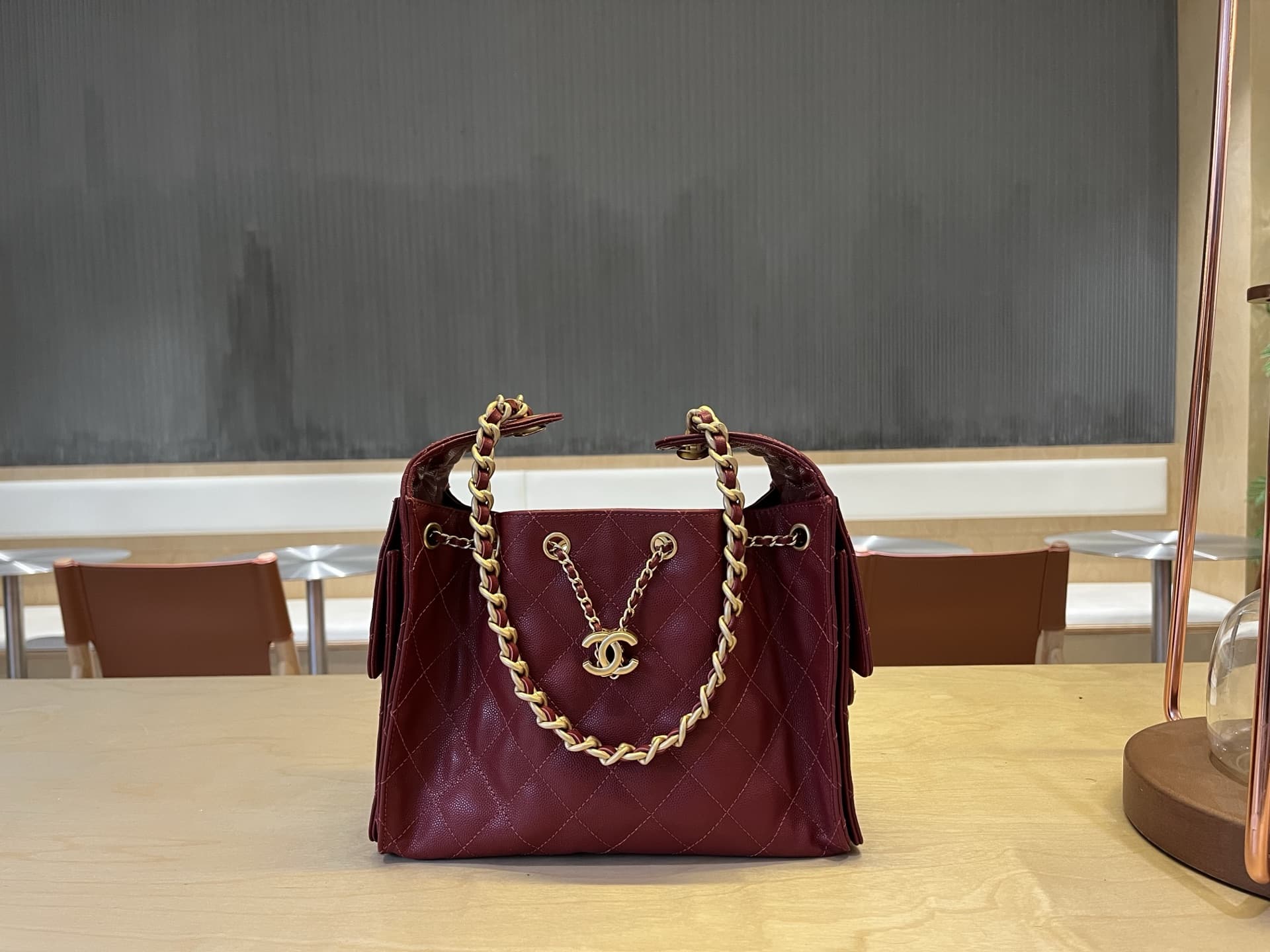 Chanel 25 Small Hobo handbag AS5293 Grained Calfskin & Gold-tone Metal Burgundy A