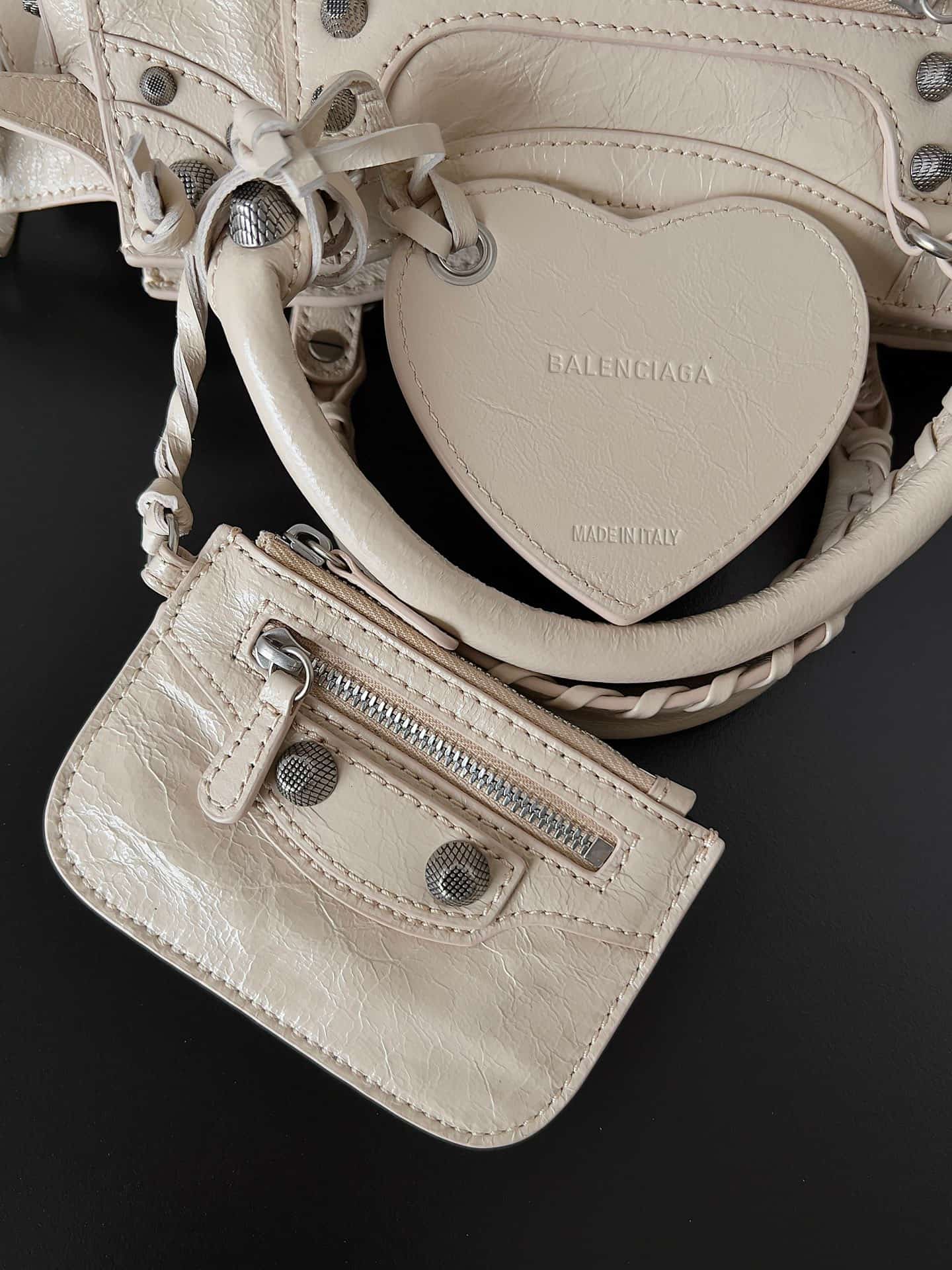 Balenciaga Small Neo Cagole City bag in beige lambskin leather High