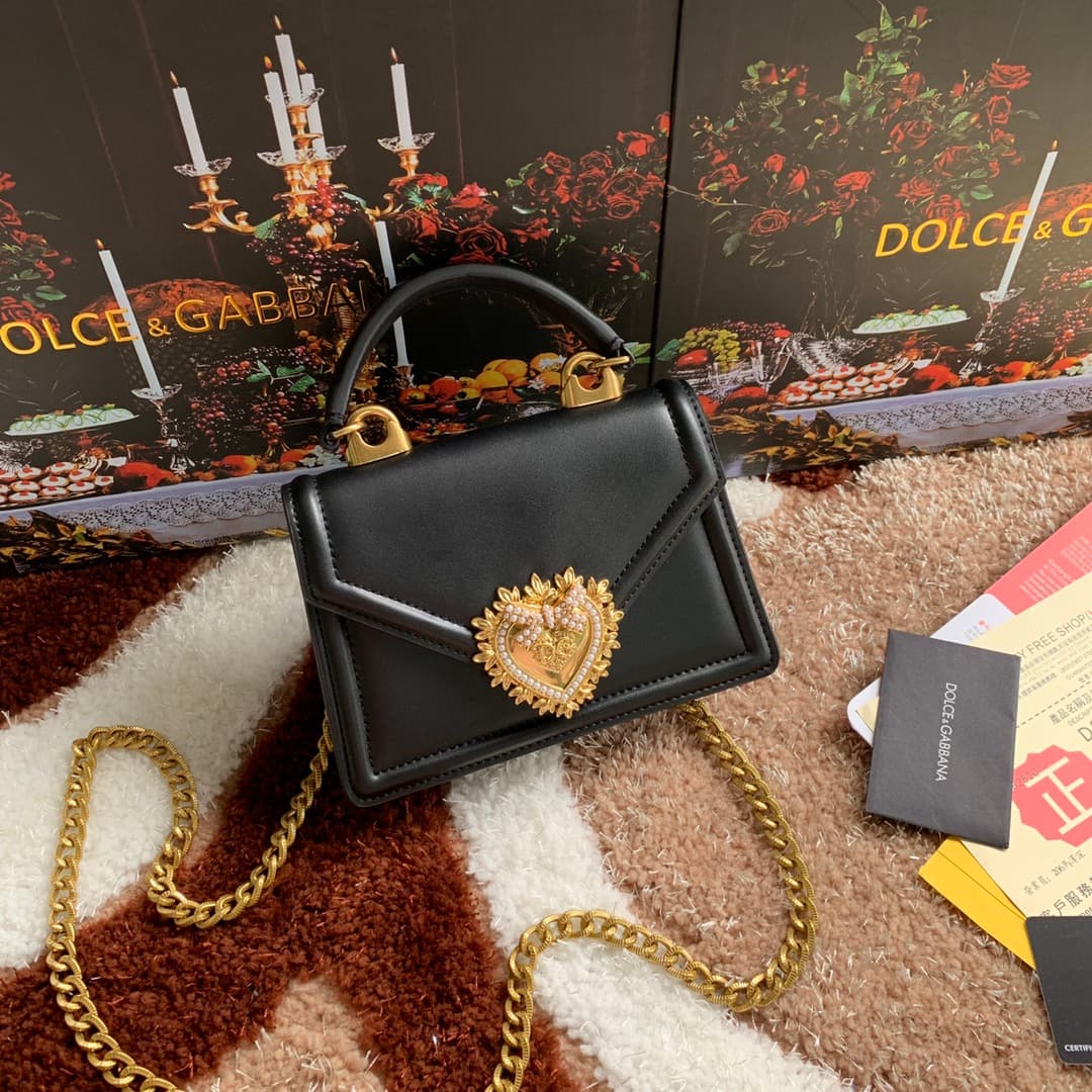 Dolce & Gabbana Small Devotion bag in smooth calfskin in Black High