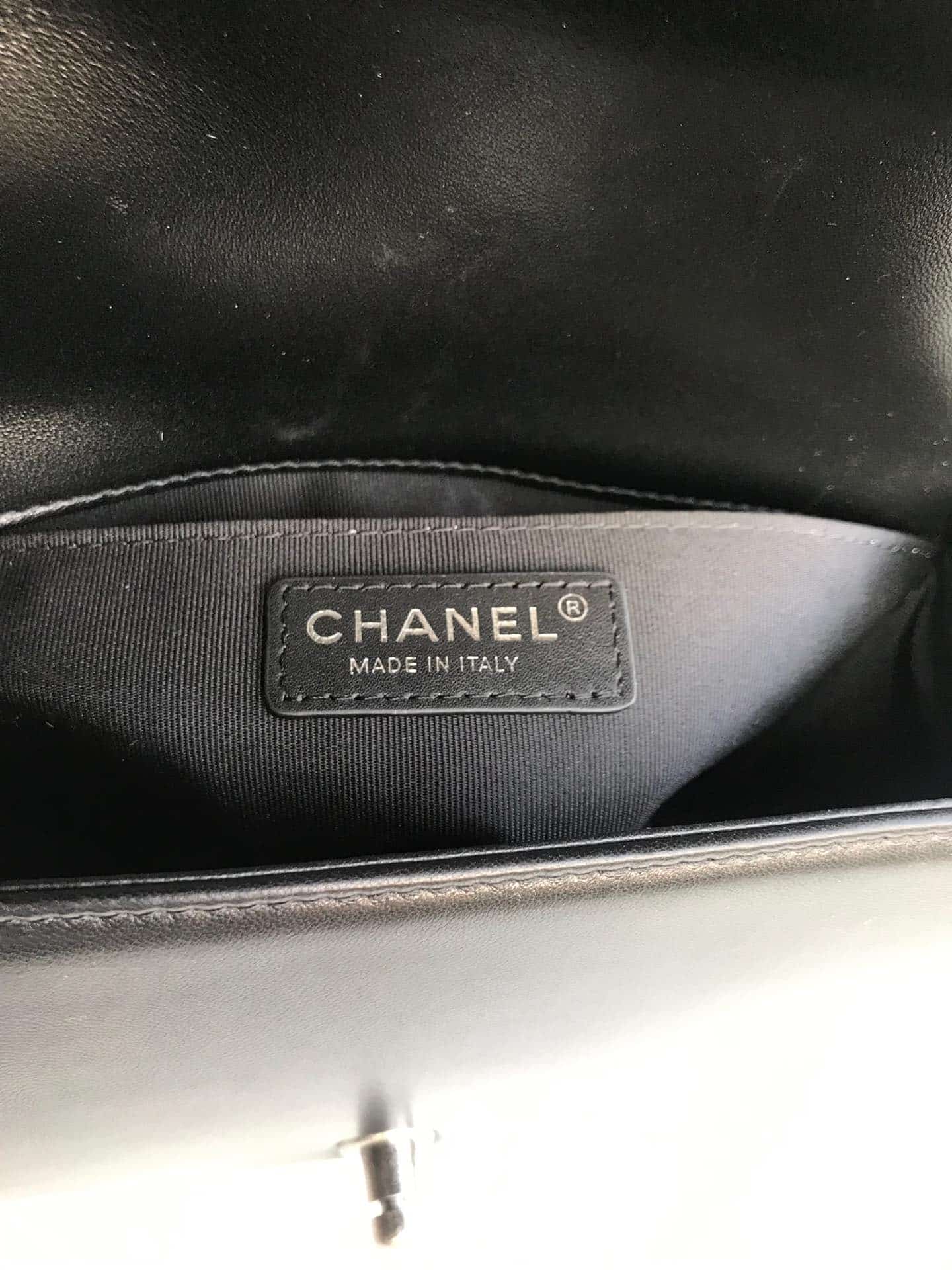 BOY Chanel HANDBAG Chevrons Pattern Lambskin Silver Metal Black High