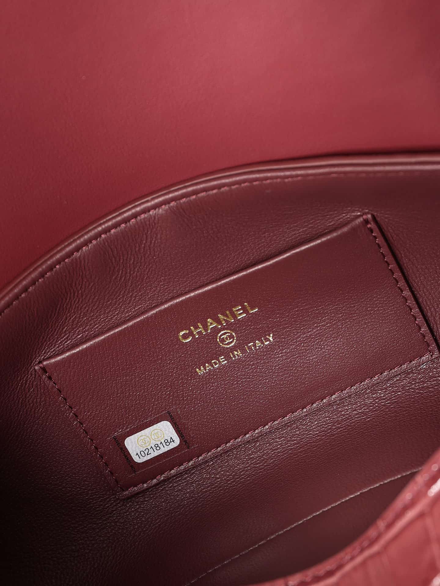 Chanel Clutch with chain Crocodile Embossed Calfskin & Gold-Tone Metal AP5294 Burgundy High