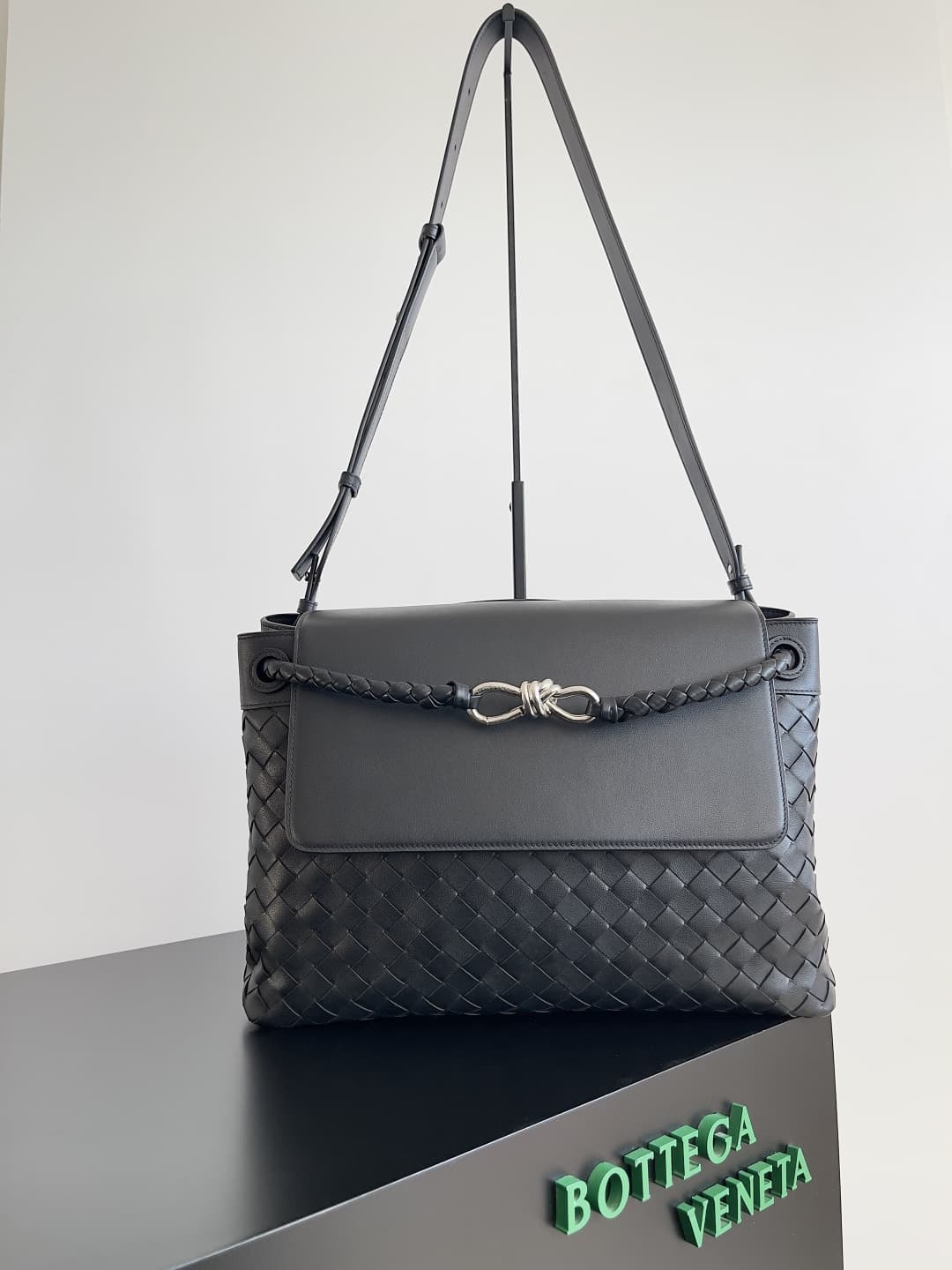 BV Andiamo Messenger Top