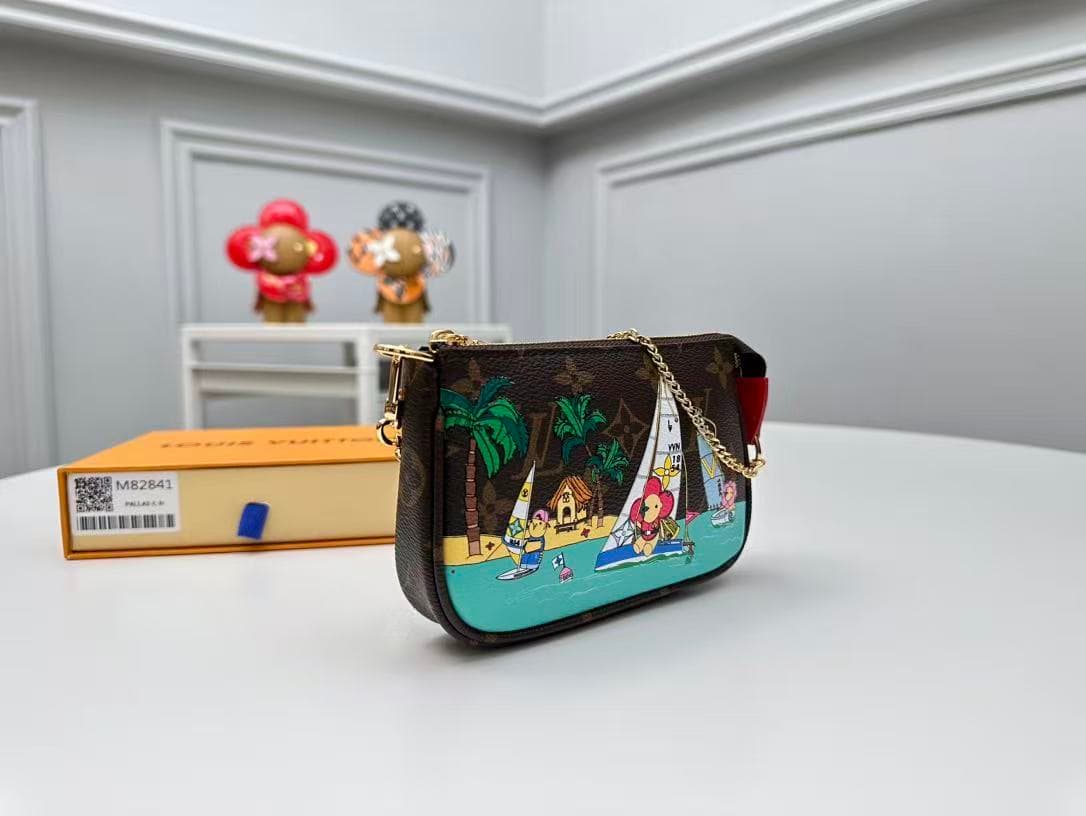 Louis Vuitton Mini Pochette Accessoires M82841 High