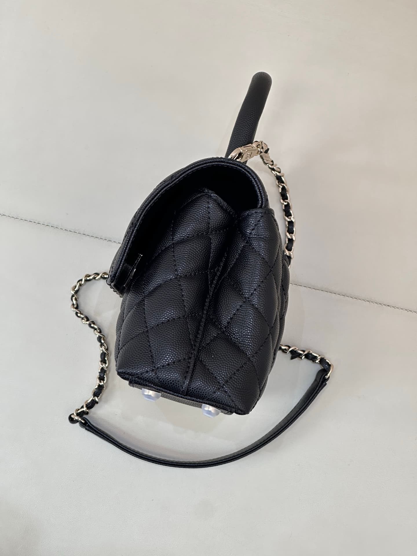 FLAP BAG WITH TOP HANDLE Grained Calfskin & Gold-Tone Metal A92990 Black  TOP
