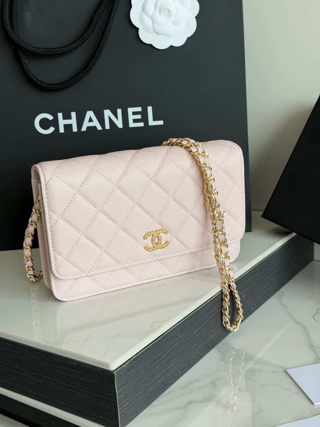 Chanel Wallet on Chain Shiny Grained Calfskin Strass & Gold-Tone Metal Pink AP5073 High