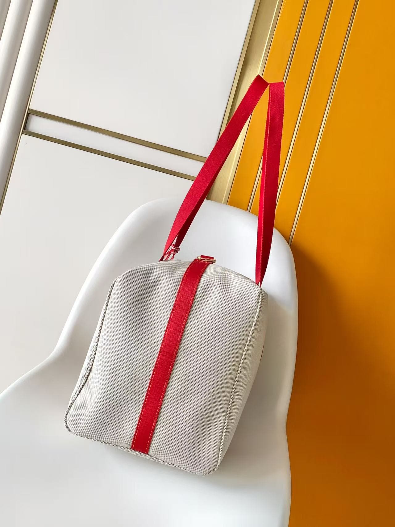 Louis Vuitton Voyageur Lighthouse Red Organic cotton M28509 High
