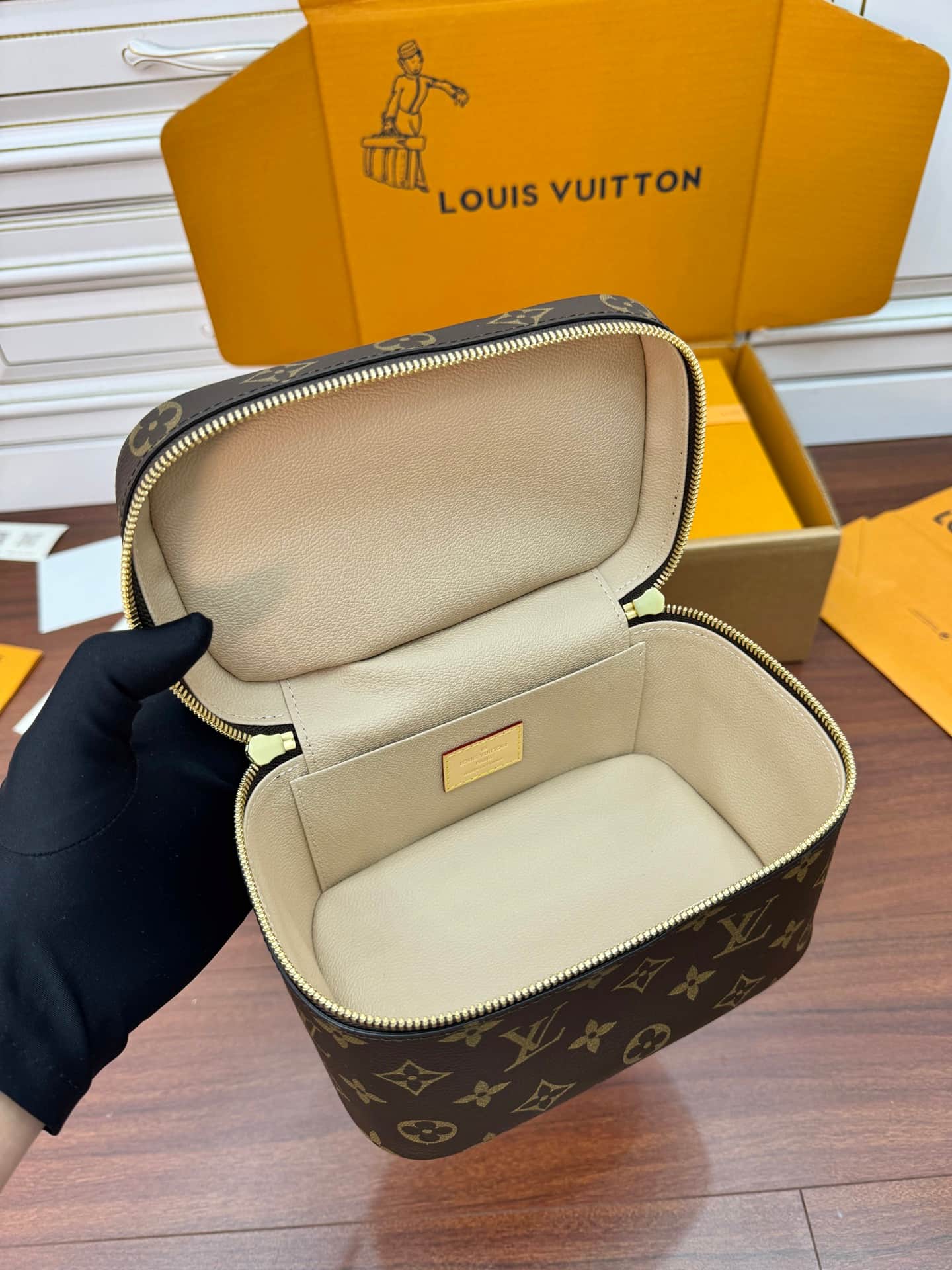 Louis Vuitton Nice Mini Monogram coated canvas M44495 TOP
