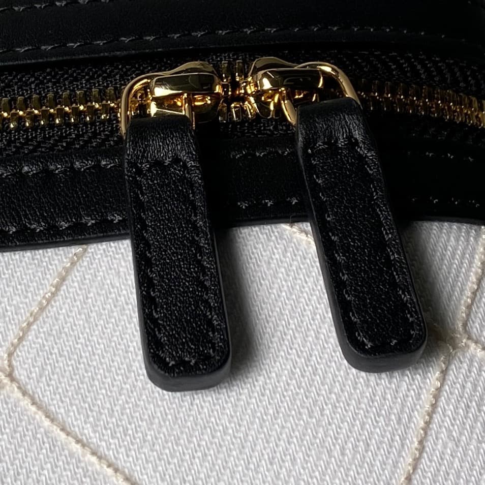 Chanel Coco Beach Mini Vanity Canvas & Gold-tone Metal AP5164  A