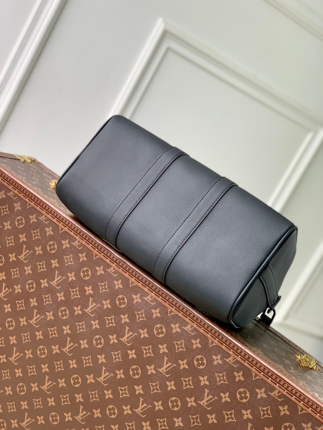 Louis Vuitton Keepall Bandoulière 35 Waxy calfskin M15249 Black High