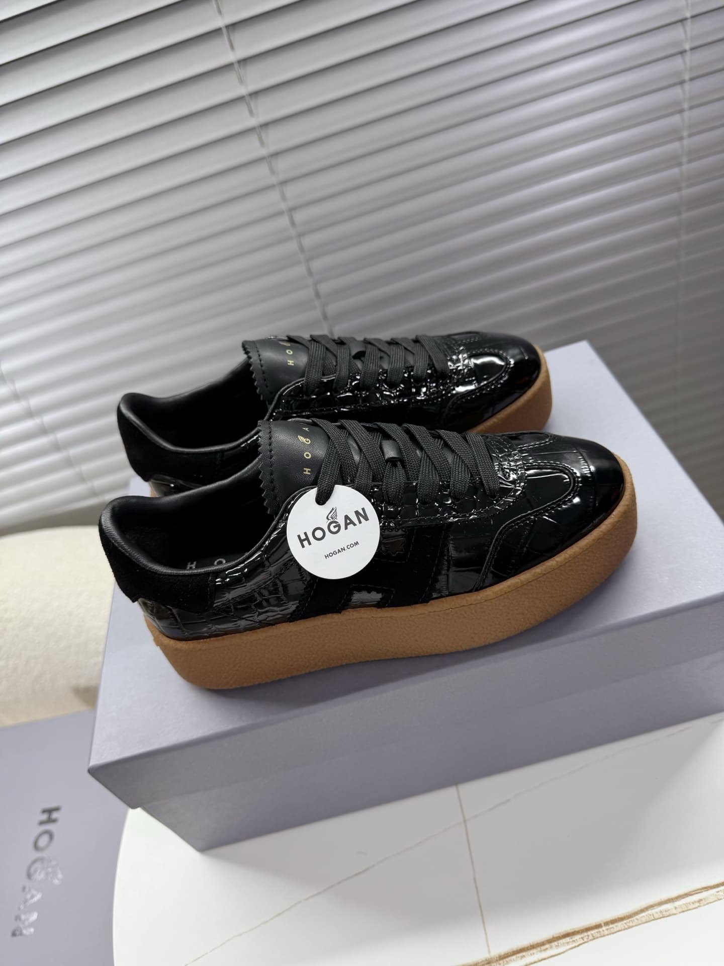 Hogan Cool Sneakers Shoes Women