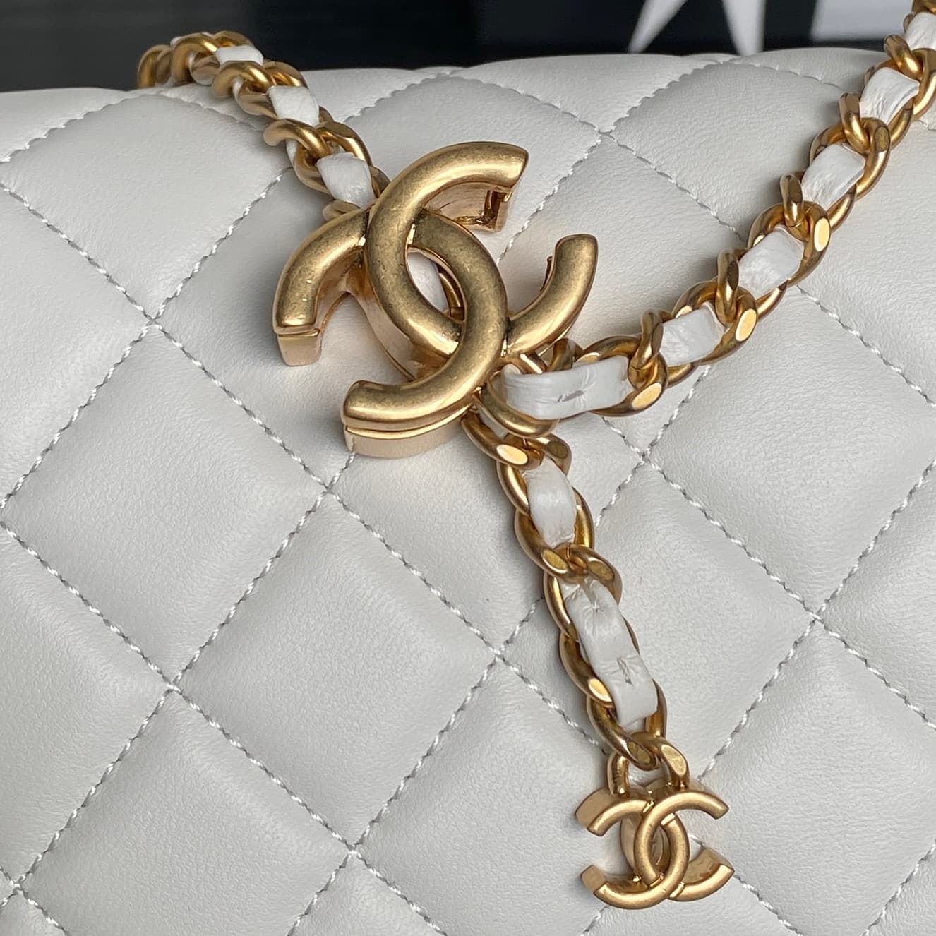 Chanel Classic Flap Bag Lambskin & Gold-Tone Metal AS5756 White High