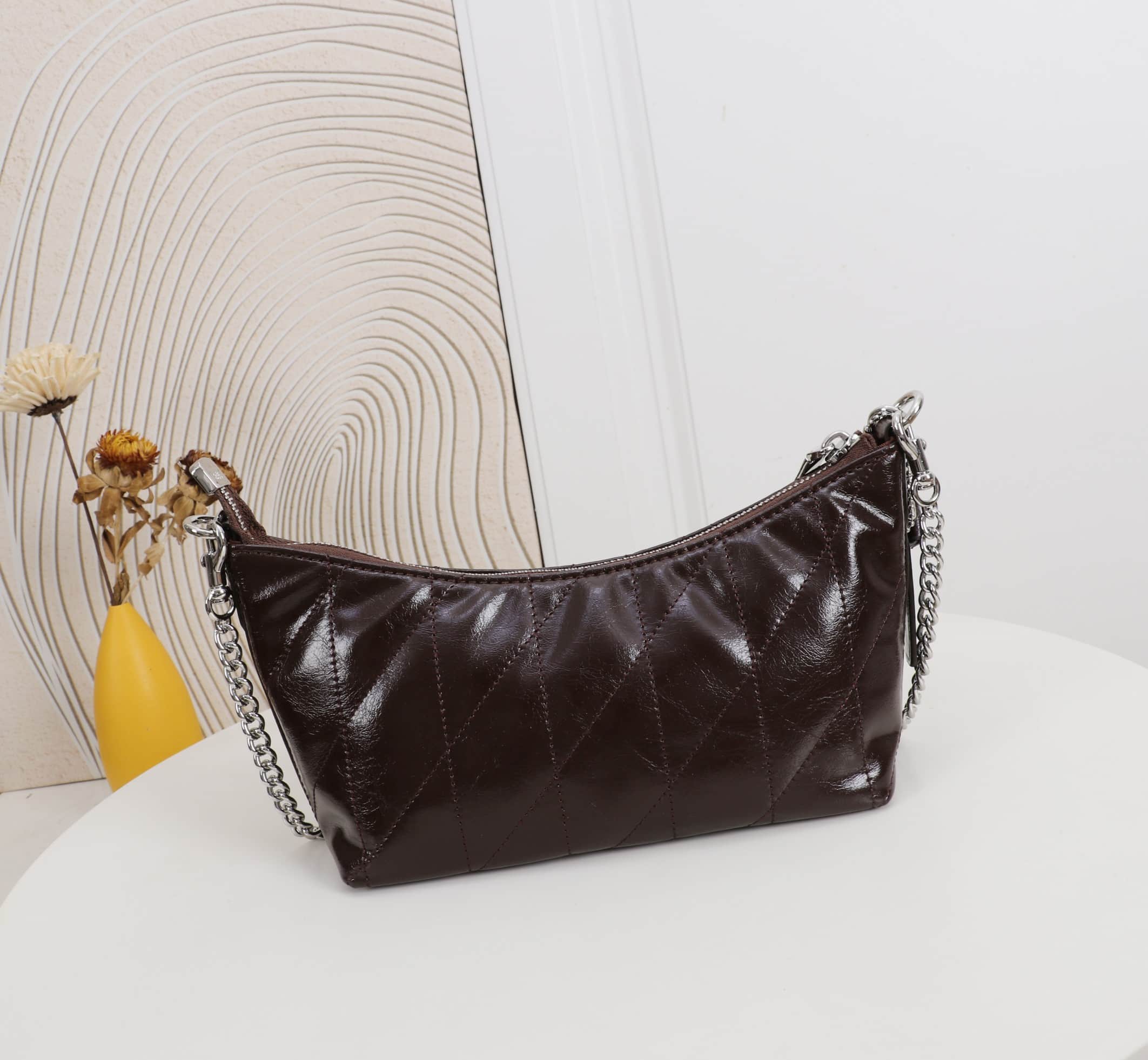 Coach Caitlin Shoulder Bag With Quilting Glazed leather/Silver/Maple High