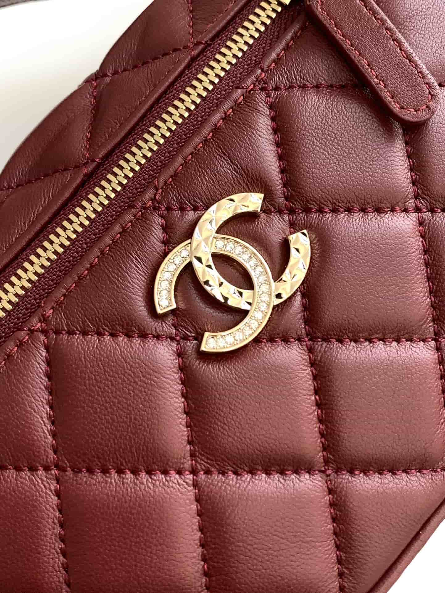 Chanel VANITY WITH CHAIN AP4407 Lambskin & Gold-Tone Metal Red High