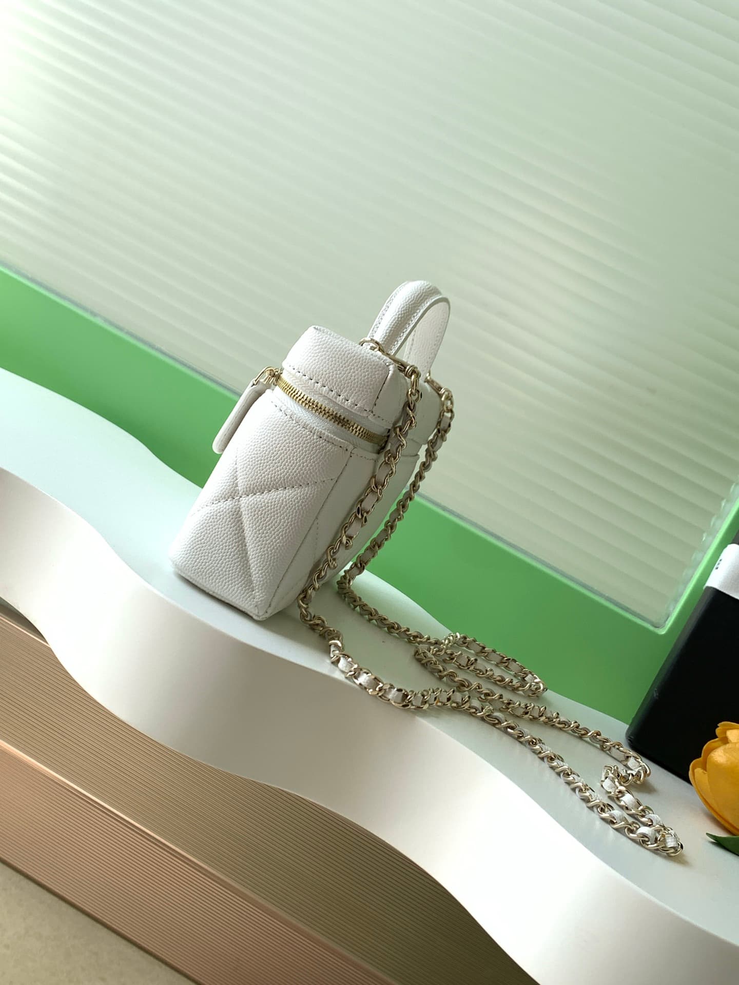 Chanel Vanity with Chain Grained Shiny Calfskin & Gold-Tone Metal White AP4936 A