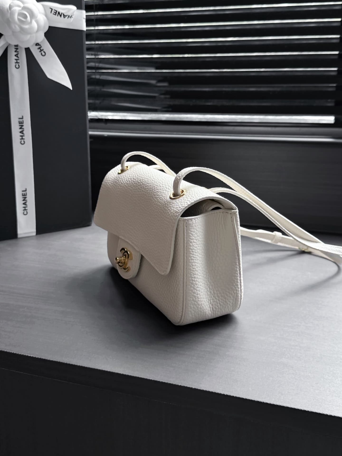 CHANEL Mini flap bag Grained Calfskin&Gold-tone metal White AS6573 A