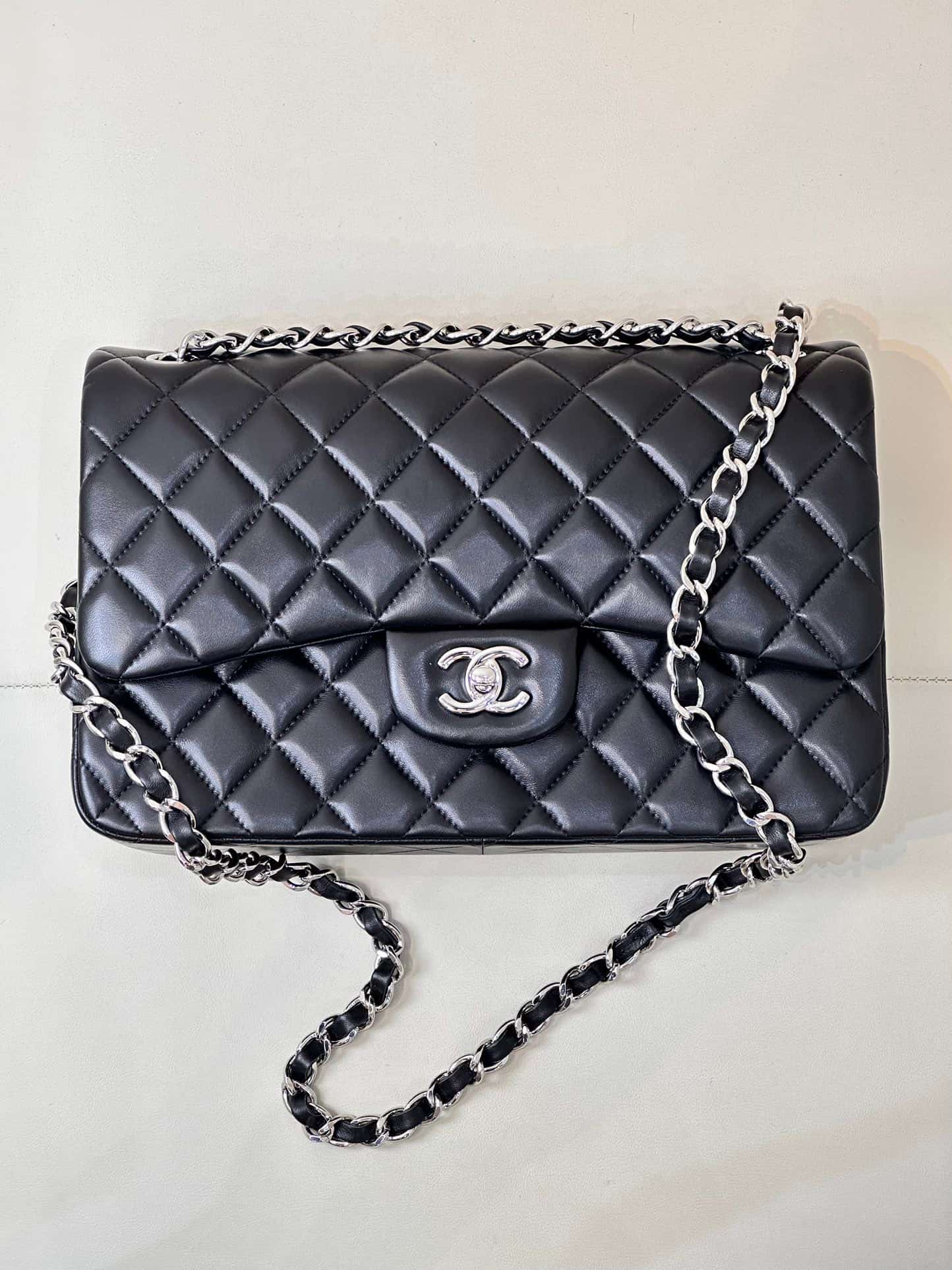 Chanel Large CLASSIC HANDBAG Lambskin Black Silver Metal TOP
