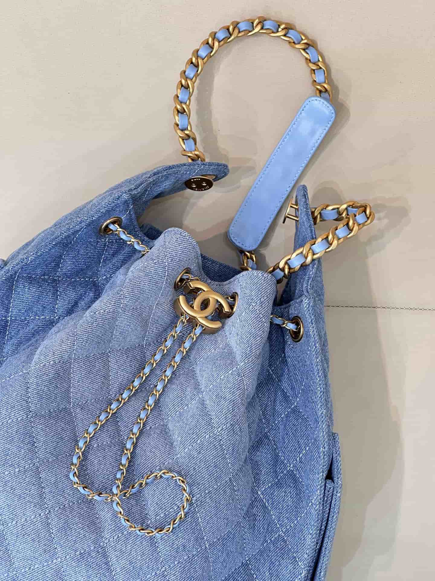 Chanel 25 Medium Hobo handbag AS5311 Denim &Gold-tone Metal Blue TOP