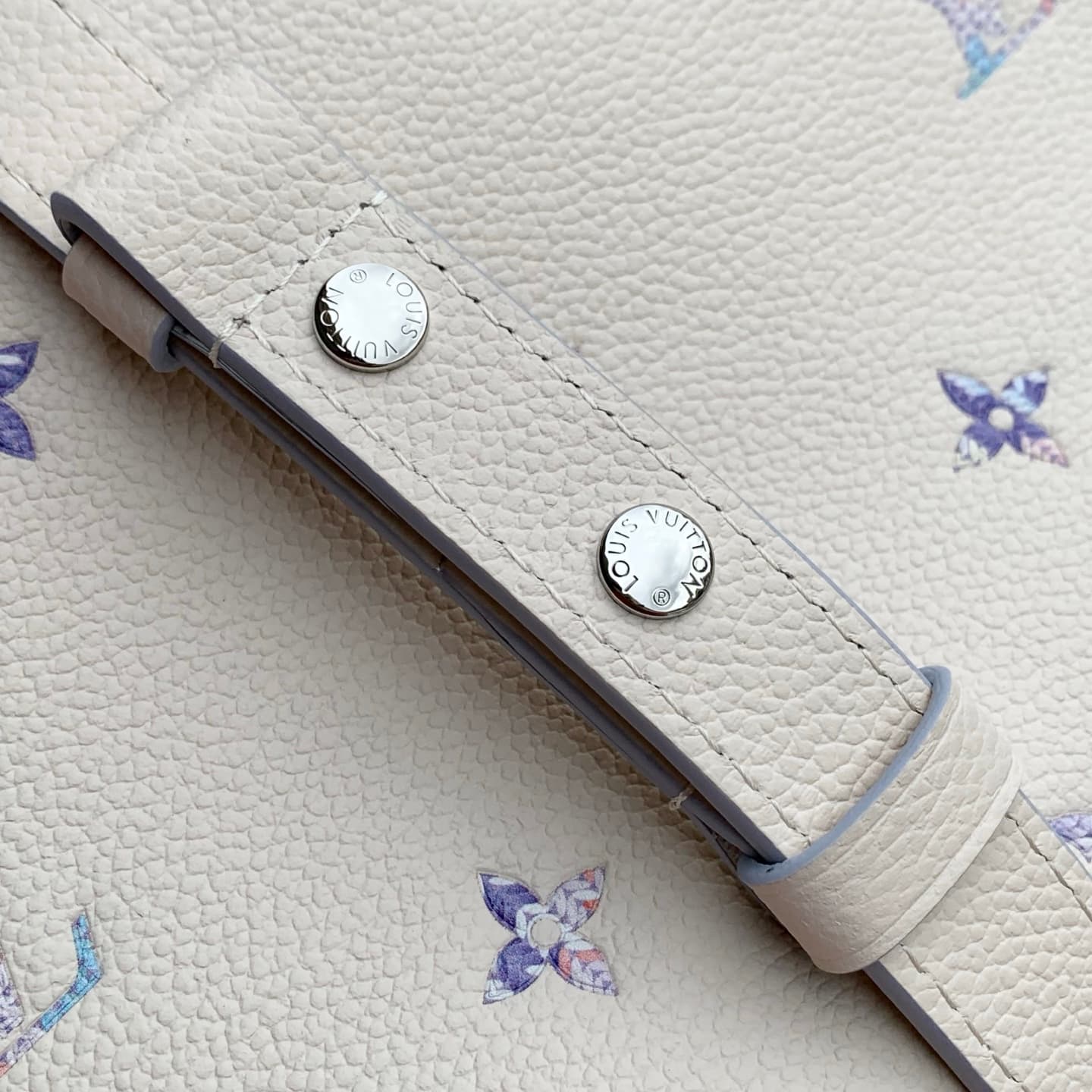 Louis Vuitton Carryall East-West Link Quartz Embossed cowhide leather M2A369 High