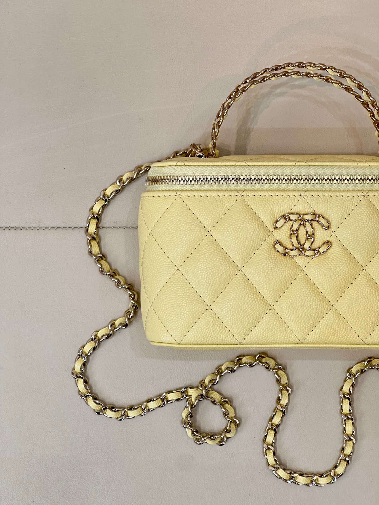 Chanel Classic Top Handle Vanity Case Grained Calfskin& Gold-Tone Metal Yellow AP5182 TOP