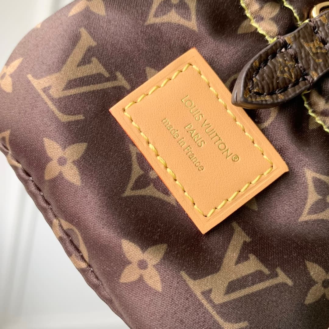 Louis Vuitton Speedy Soft 30 Monogram Canvas M26498 High