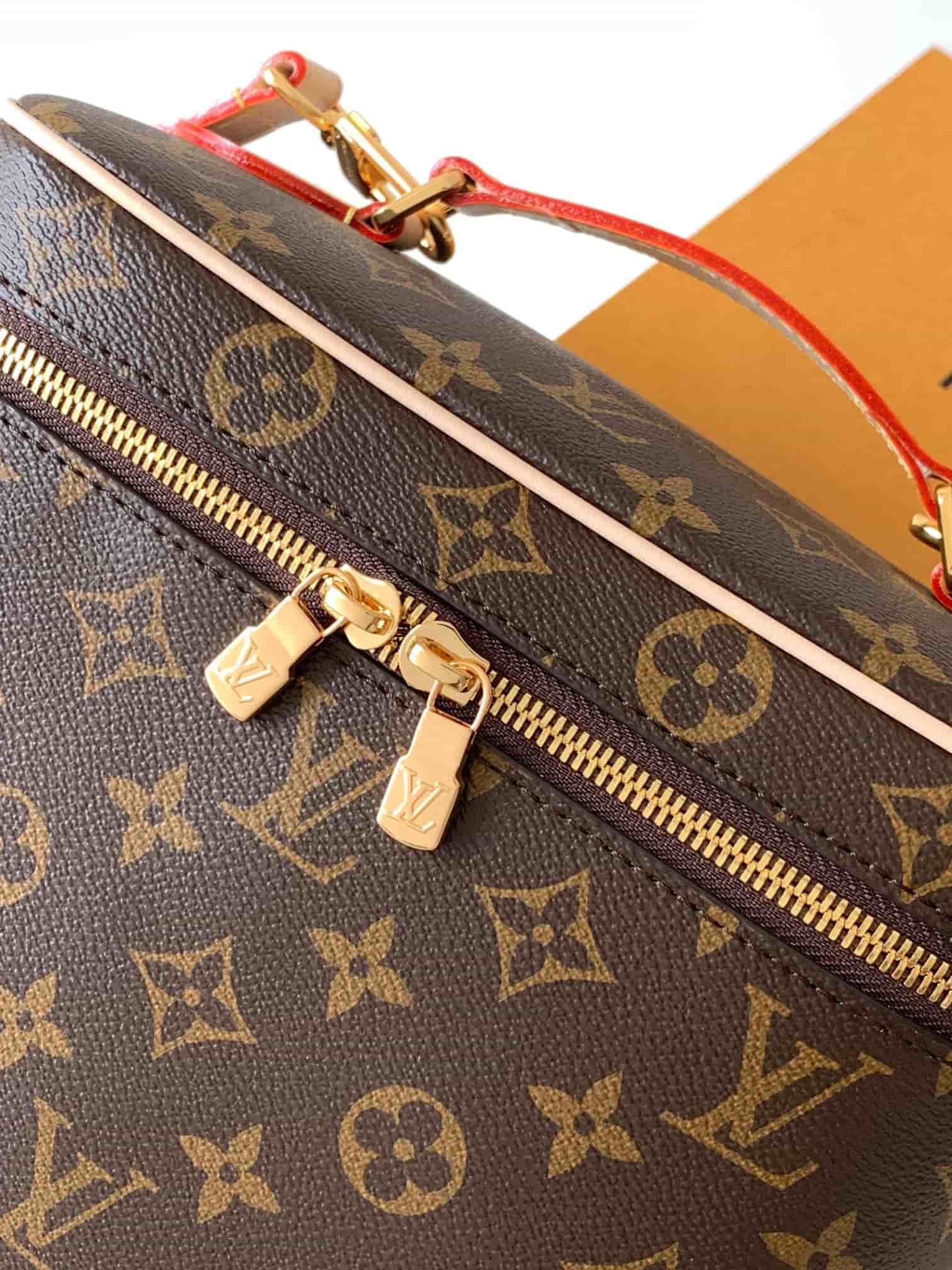 Louis Vuitton Nice Vanity Monogram coated canvas M42265 High