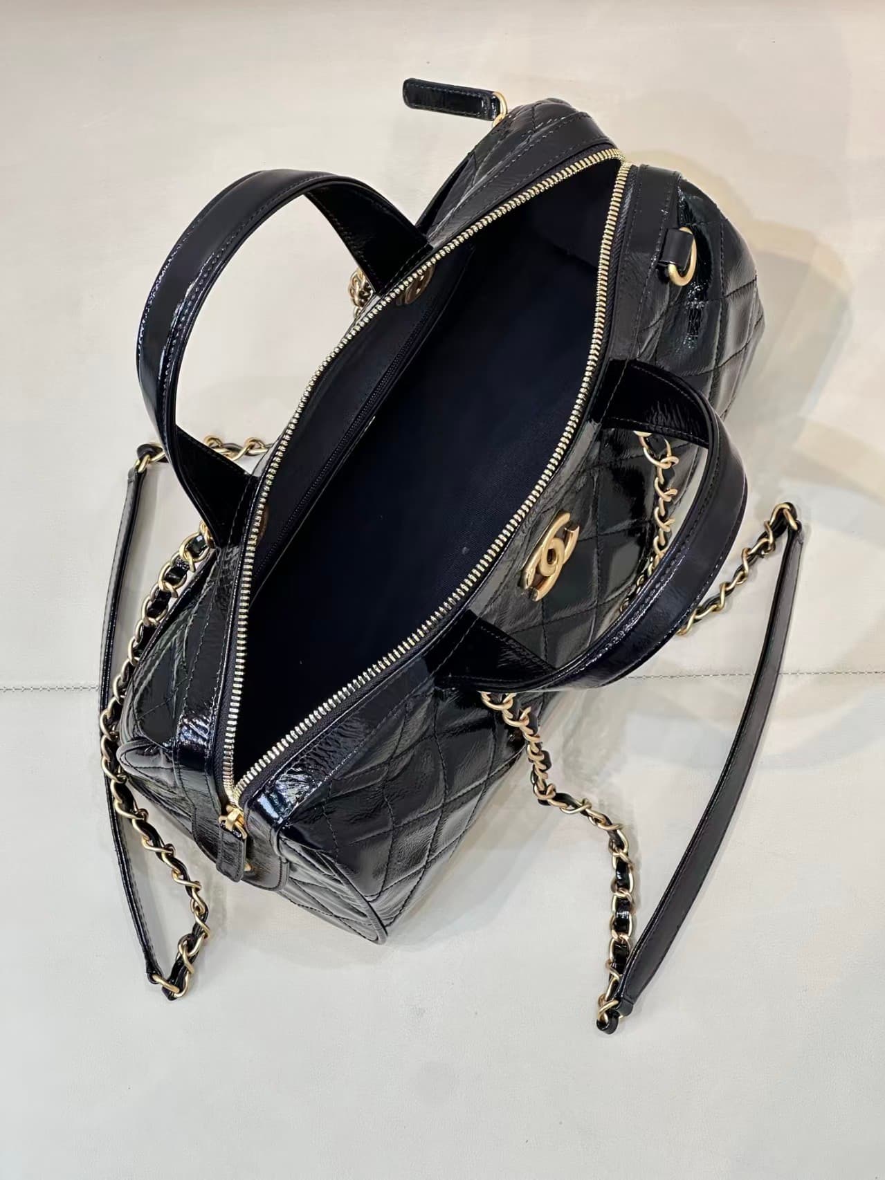 Chanel Maxi Bowling Bag AS5579 TOP