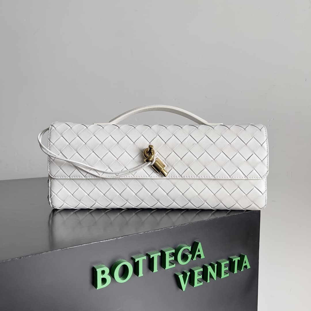 BV Long Clutch Andiamo With Handle Lambskin TOP