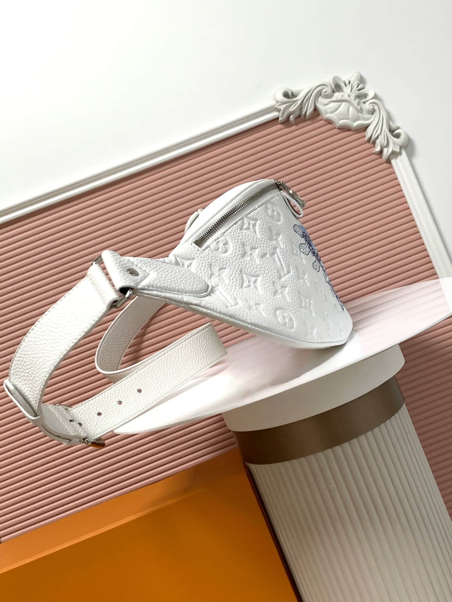 Louis Vuitton x Yayoi Kusama Maxi Bumbag in white Taurillon Monogram leather M21680 High