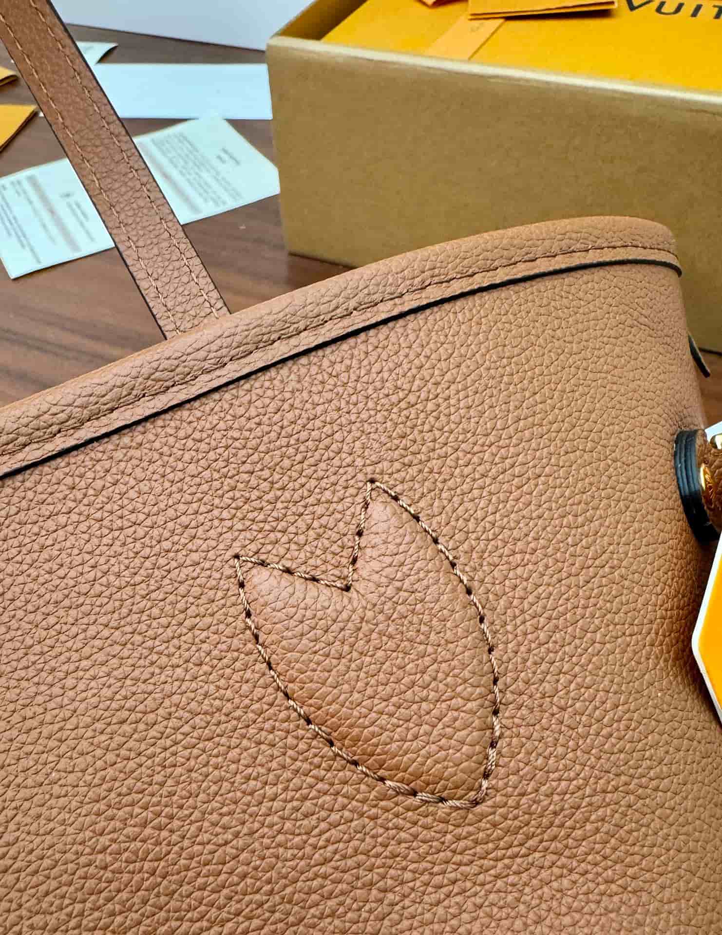 Louis Vuitton Neverfull Inside Out MM Tan Cowhide Leather/Monogram Coated Canvas M12061 TOP