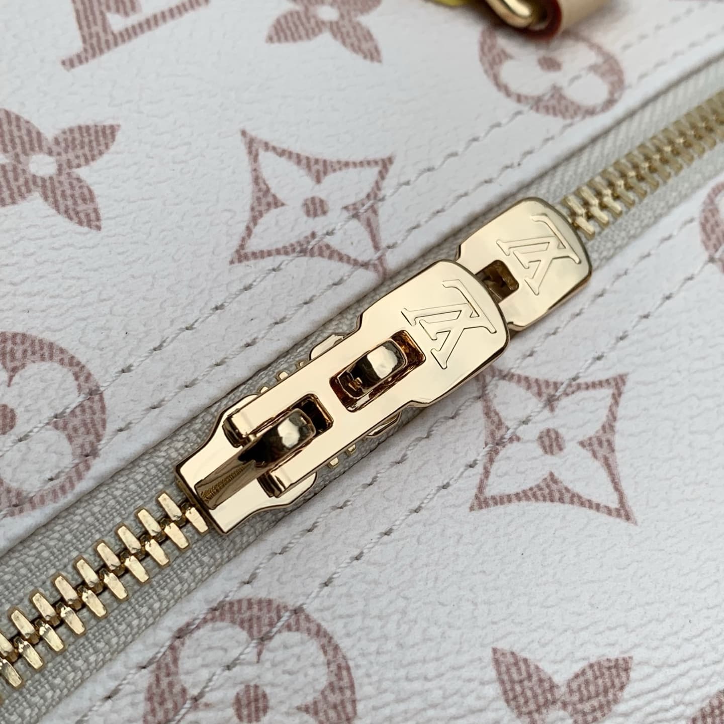 Louis Vuitton Speedy Bandoulière 25 Monogram Dune Coated canvas M2A038 High
