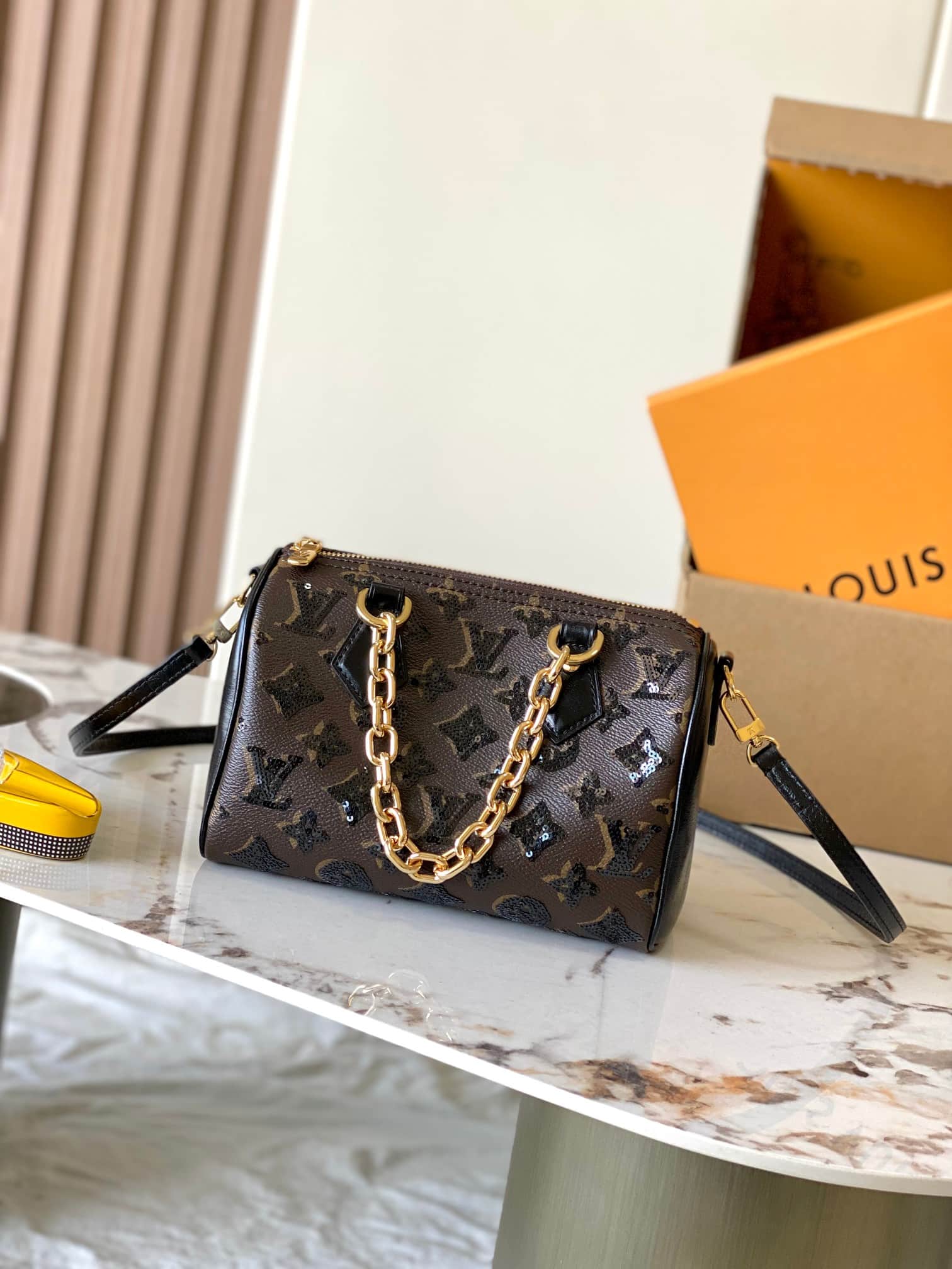 Louis Vuitton Speedy Bandouliere 20 Monogram coated canvas M26314 High