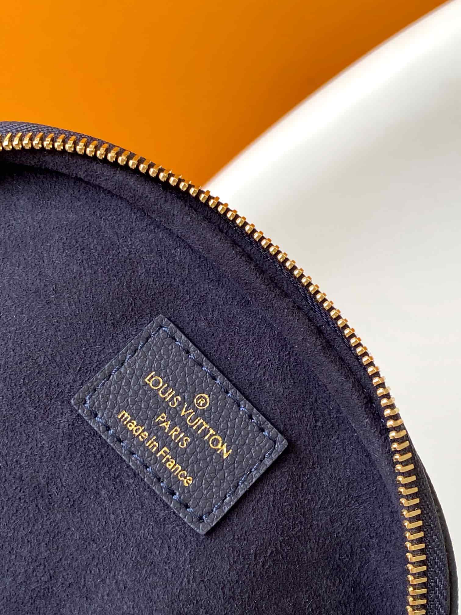 Louis Vuitton Mini Bumbag Empreinte Monogram Giant M85636 High