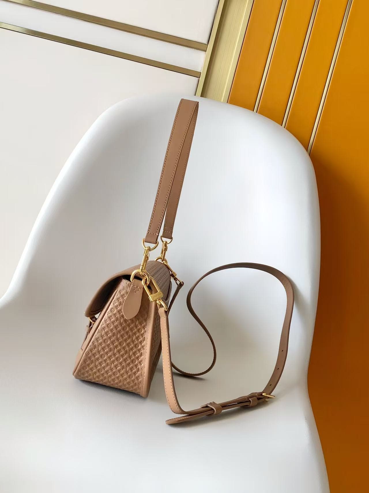 Louis Vuitton Diane Noisette Calfskin leather M29162 High