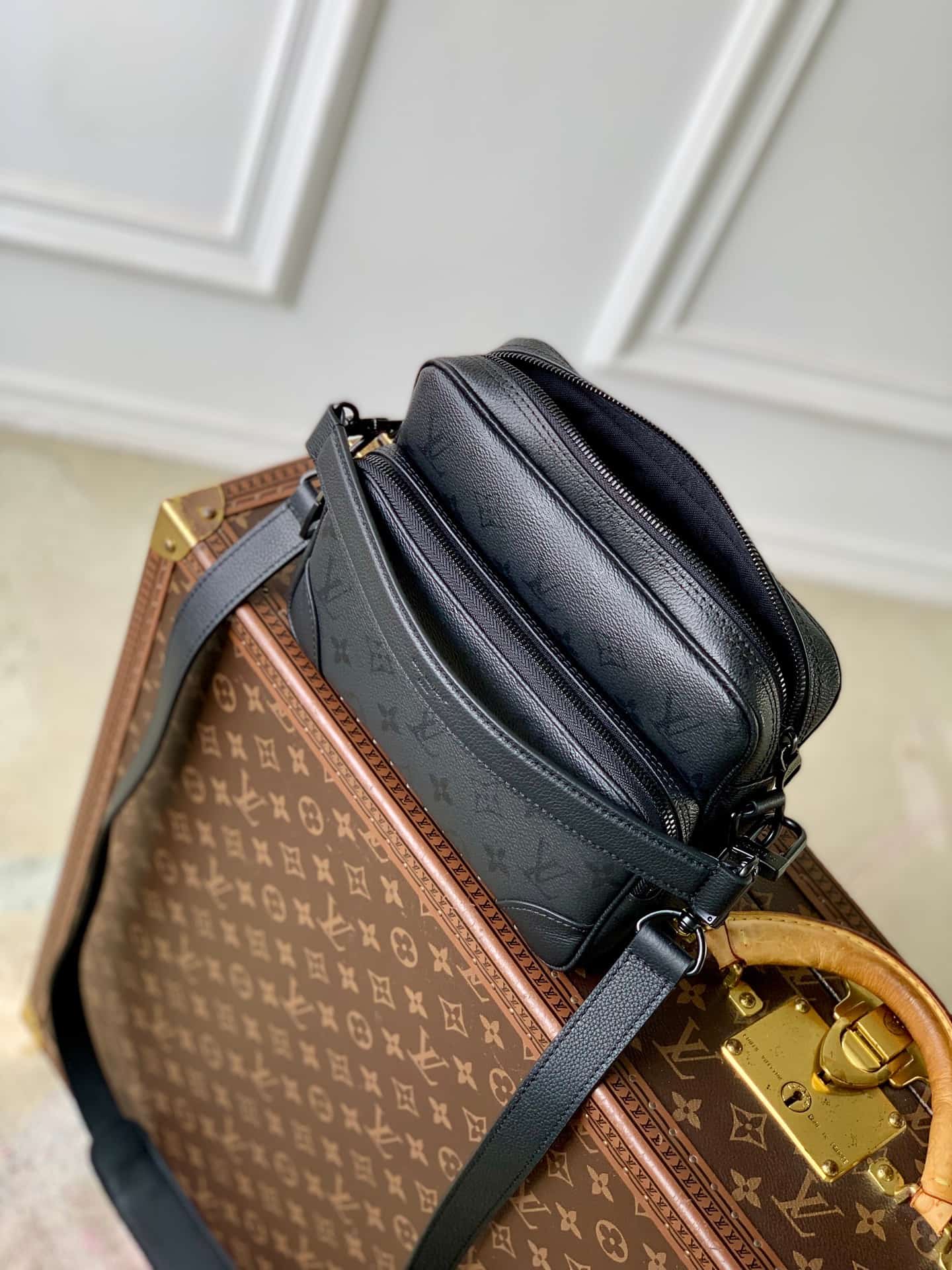 Louis Vuitton Nil Black Monogram Midnight coated canvas M26783 High