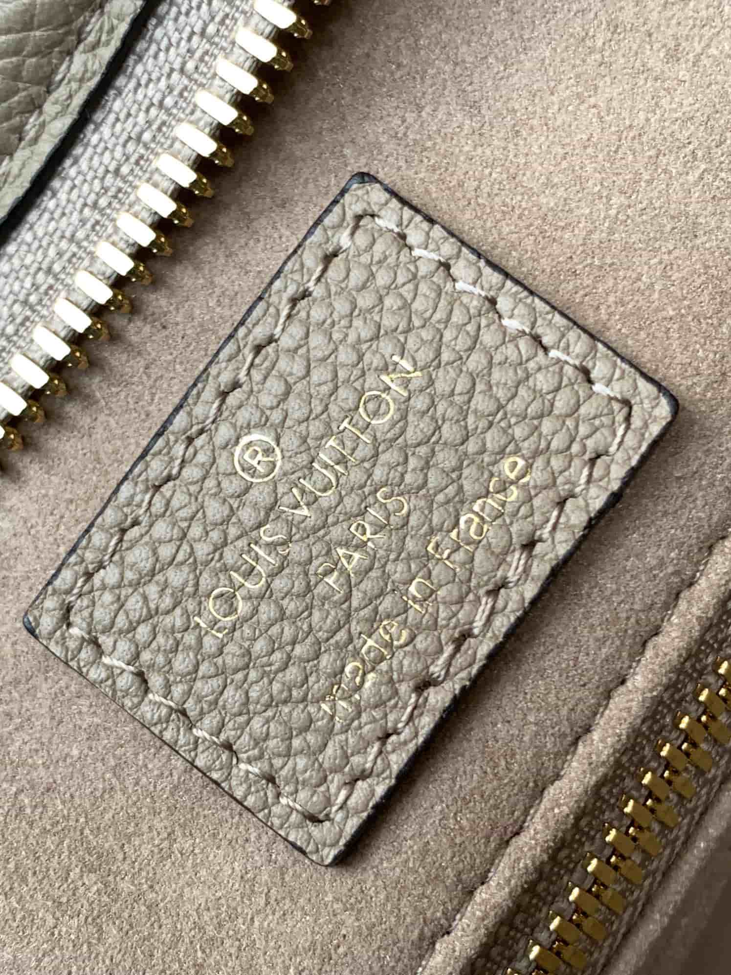 Louis Vuitton CarryAll PM Embossed supple grained cowhide leather M47180 Tourterelle Gray High