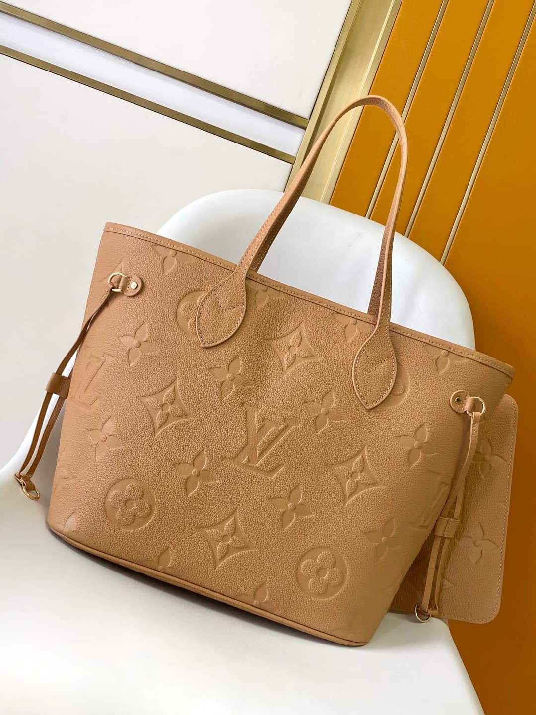 Louis Vuitton Neverfull MM Sand Grained cowhide leather M14319 High