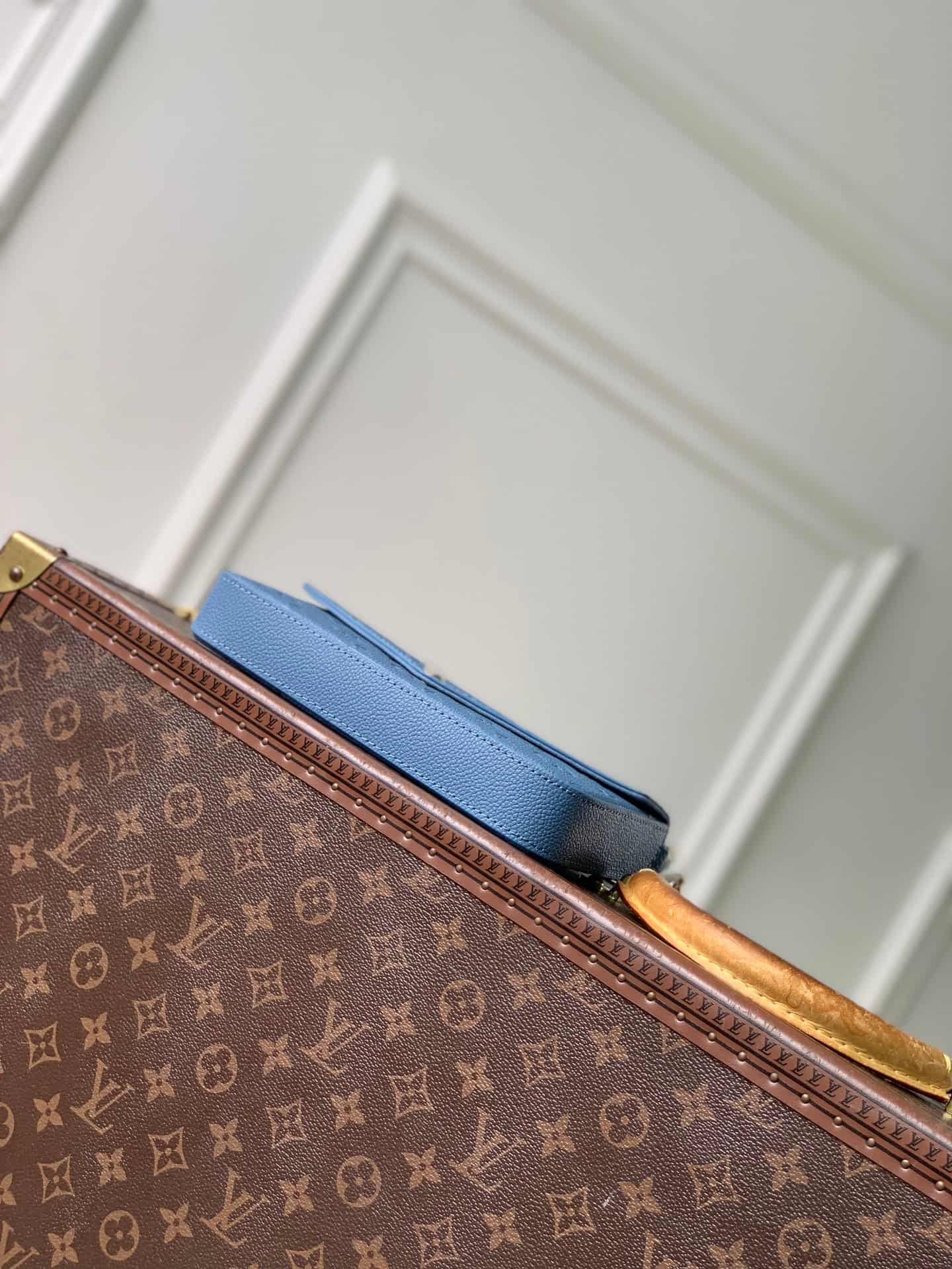 Louis Vuitton Pochette Félicie Denim Blue Embossed grained cowhide leather M28891 High