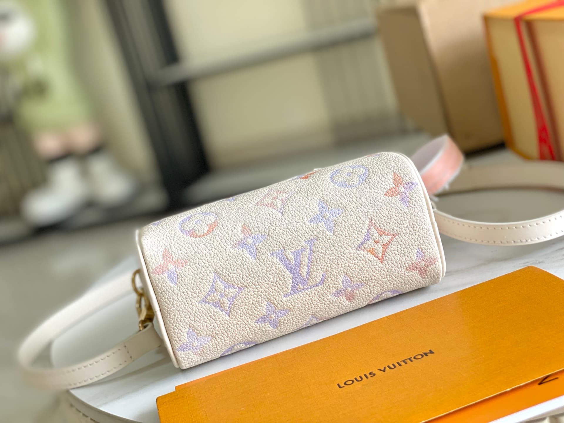 Louis Vuitton Nano Speedy Embossed grained cowhide leather M25591 Dream Beige TOP