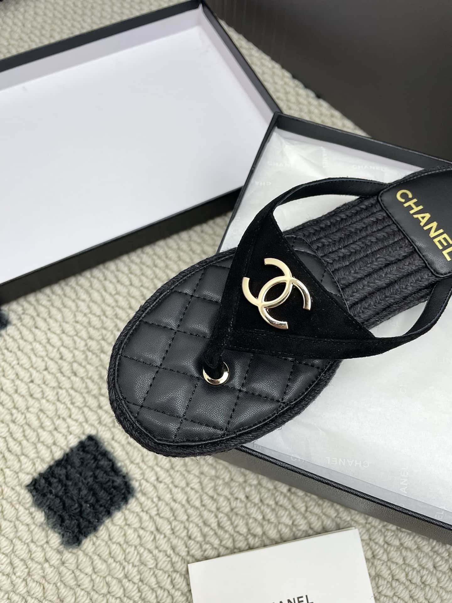 Chanel Pool Thong mules Women
