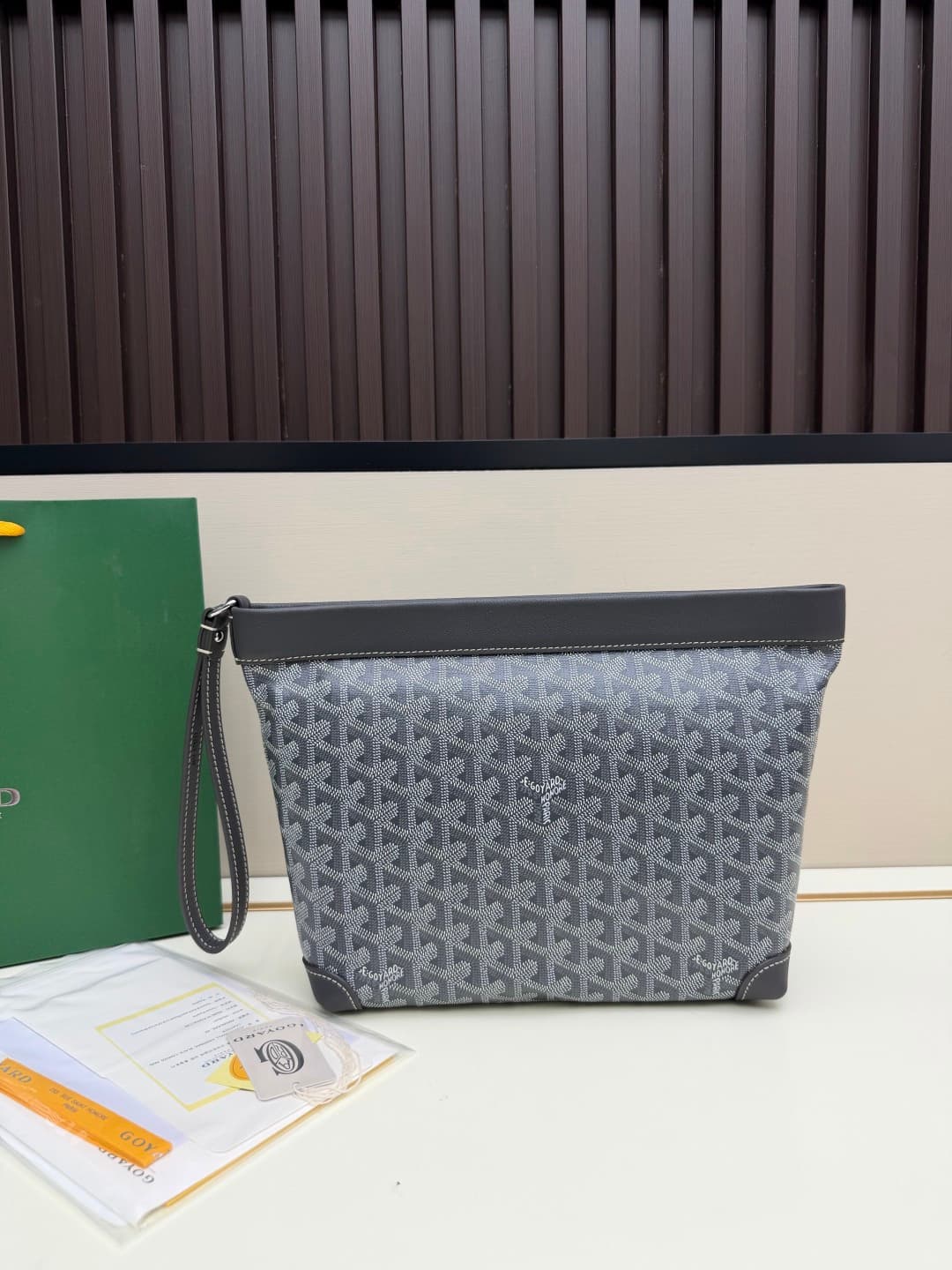 Goyard Conti pouch Goyardine canvas and Chevroches Calfskin Grey High