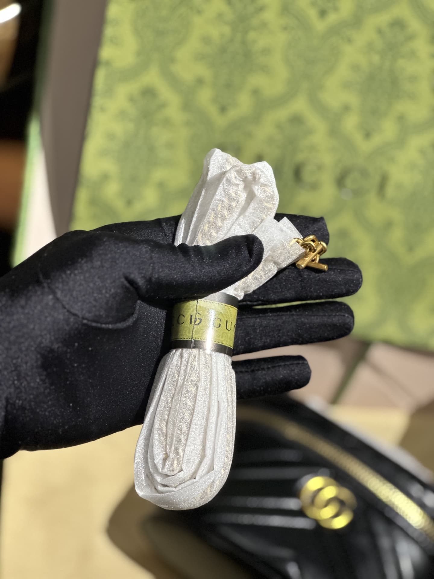GUCCI GG MARMONT MINI TOP HANDLE BAG 699515