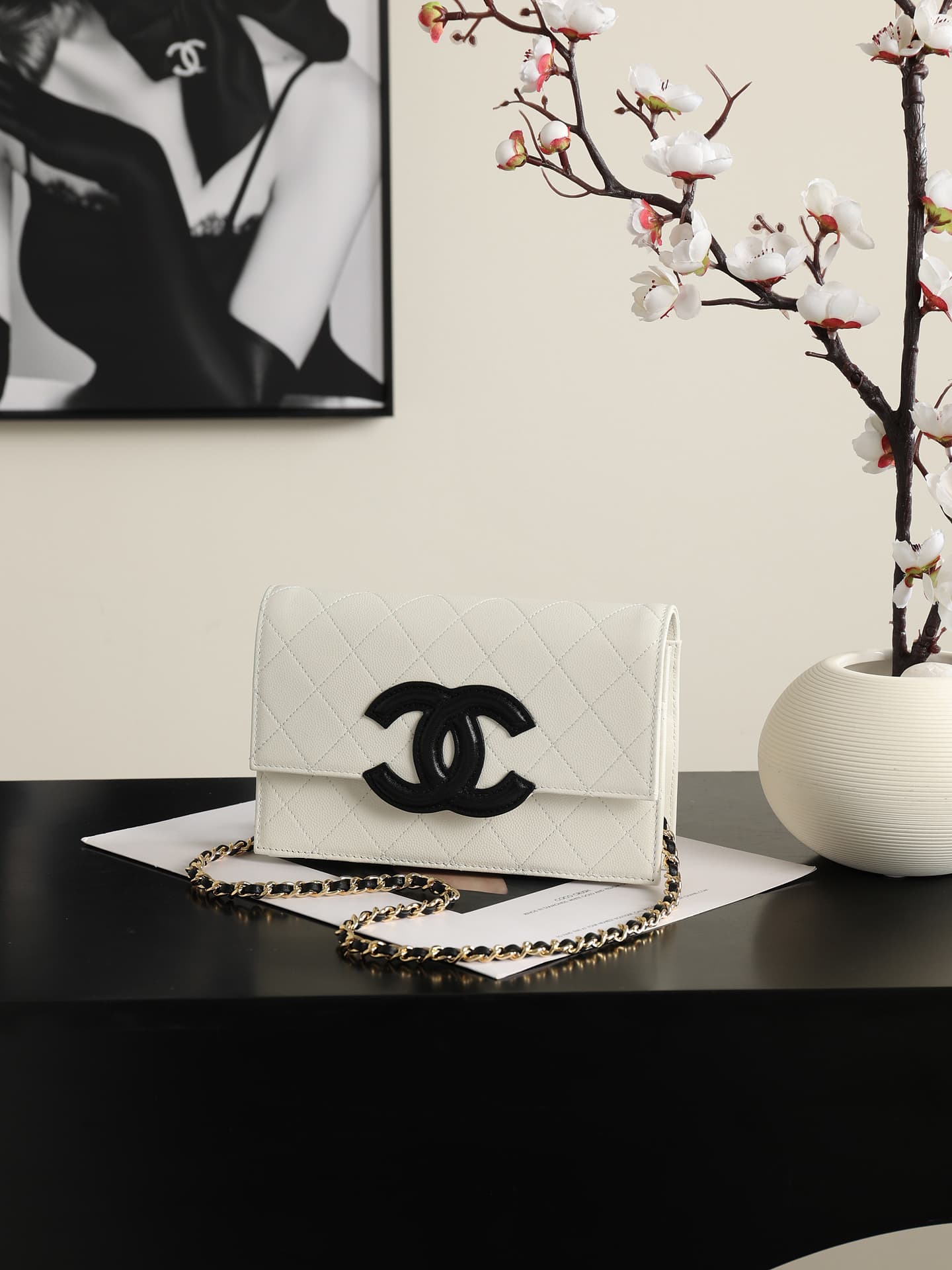 Chanel Wallet on Chain Shiny Grained Calfskin Lambskin & Gold-Tone Metal White AP5455 A