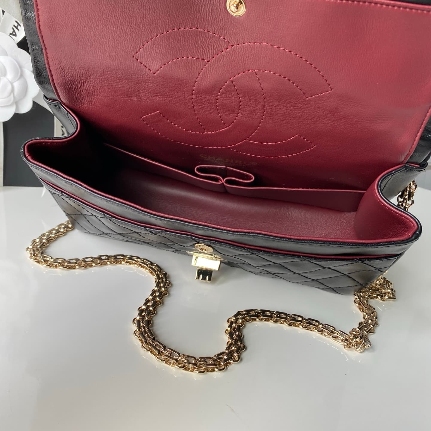 Chanel 2.55 Handbag Calfskin & Gold-Tone Metal Black A37586 A