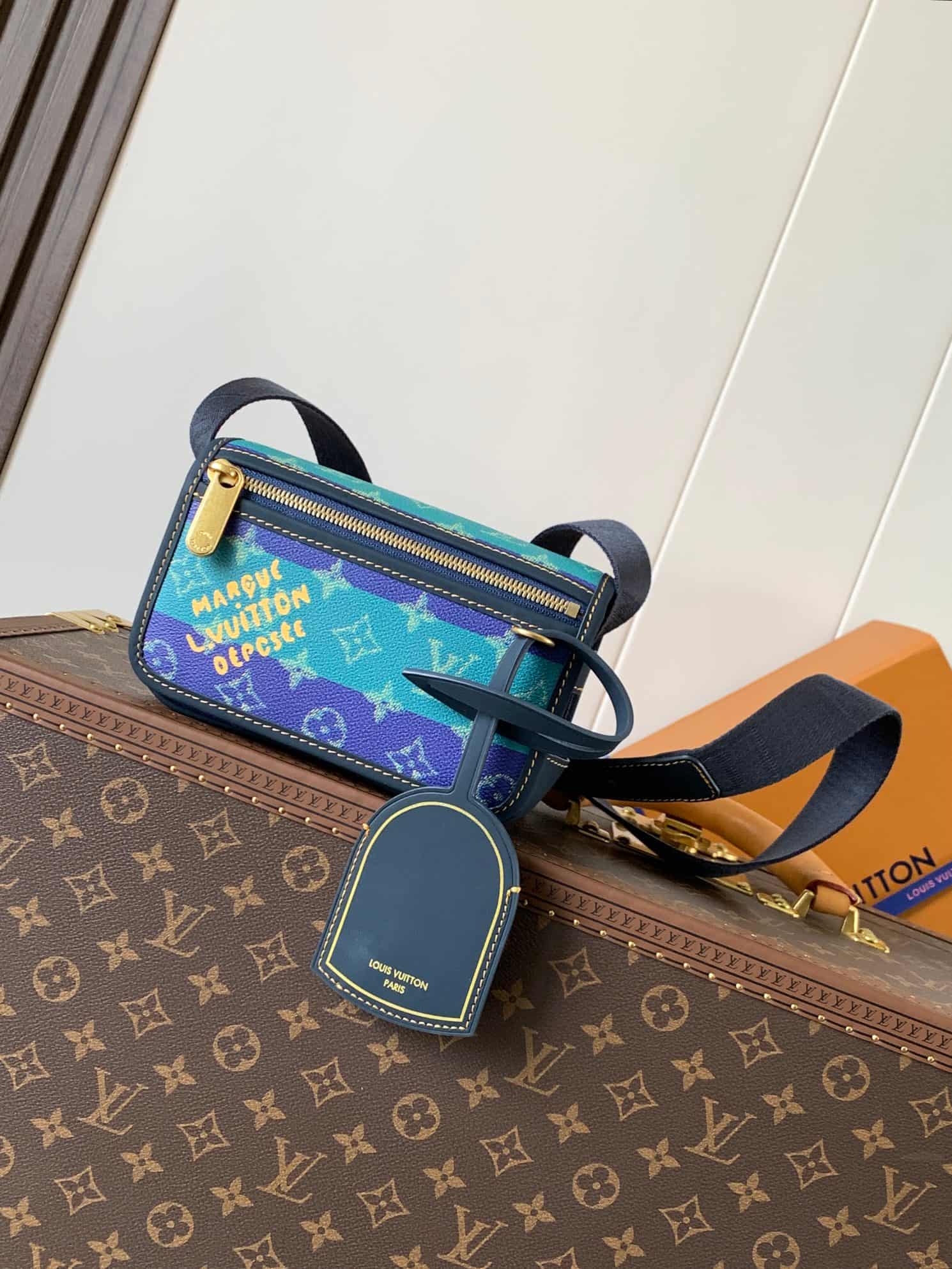 Louis Vuitton Bosphore Wearable Wallet Monogram Heritage canvas M13173 High